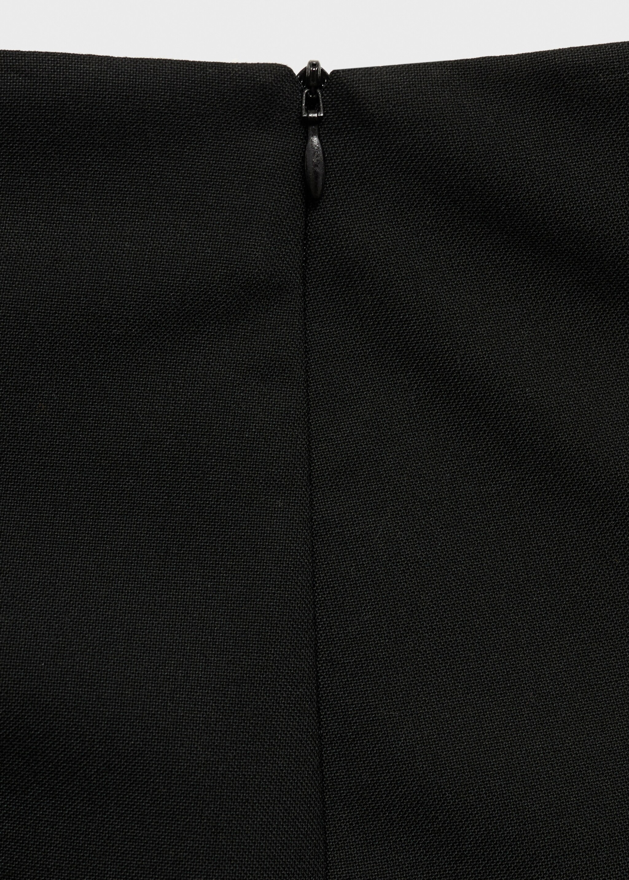 Geplooide midirok - Detail van het artikel 0, Zwart. Ref: 77038286-00.