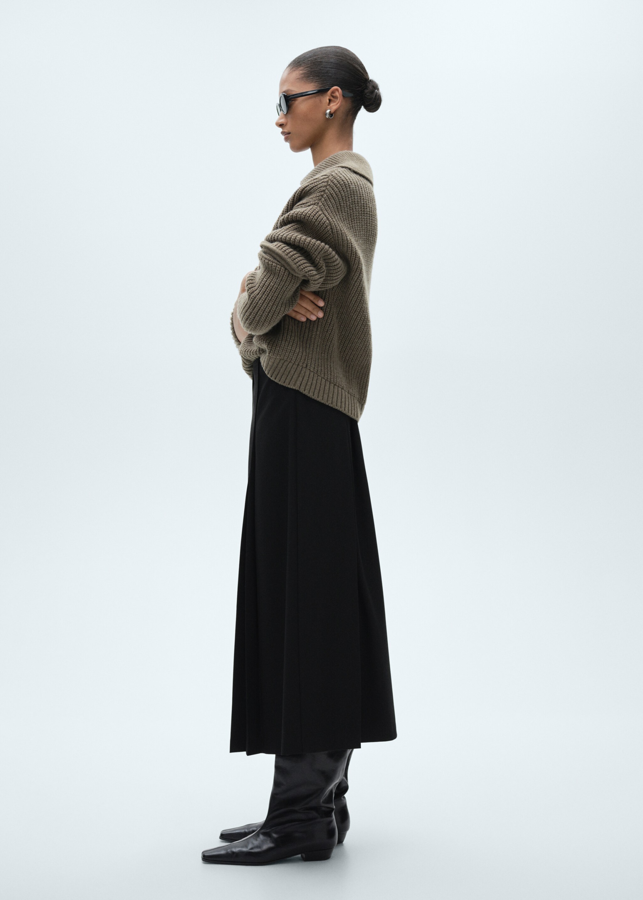 Geplooide midirok - Detail van het artikel 1, Zwart. Ref: 77038286-00.