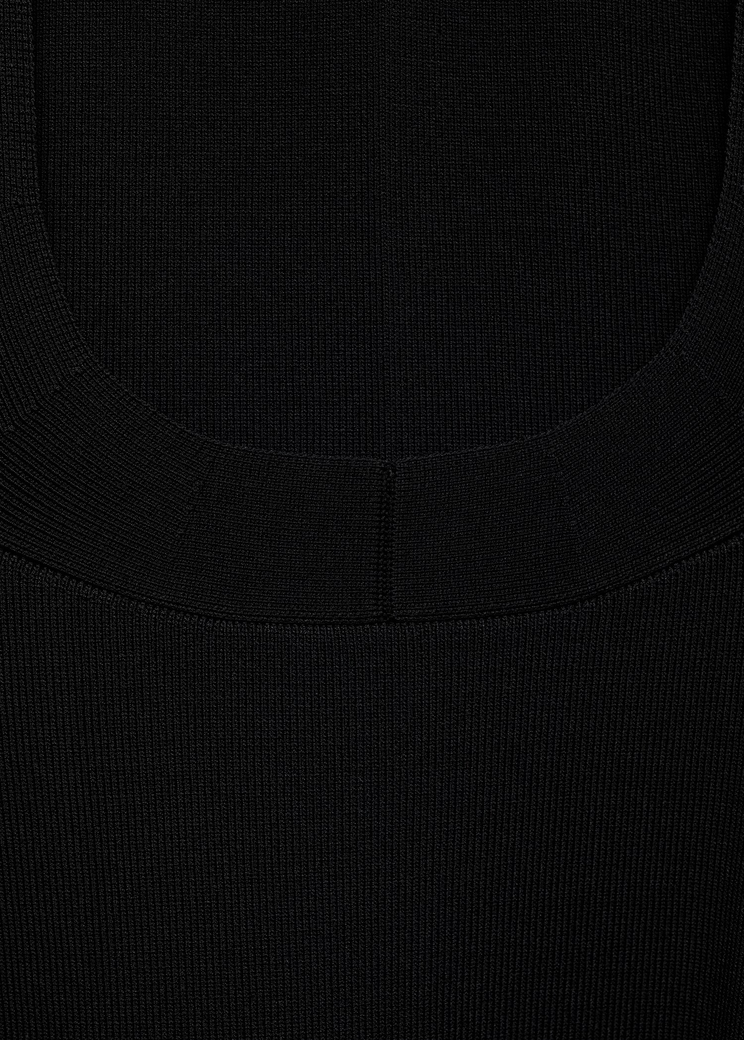 Open-back knitted dress - Details of the article 0