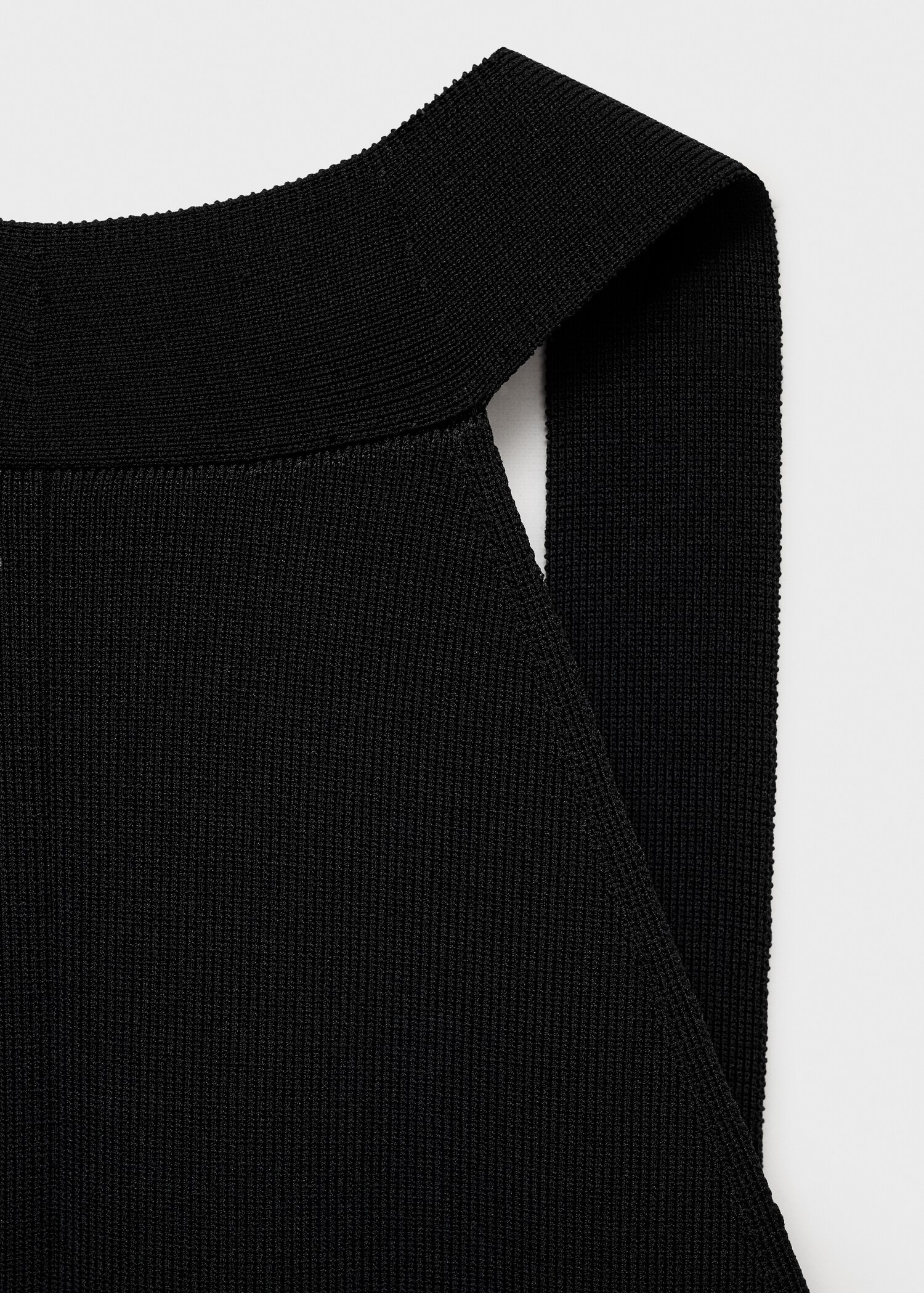 Open-back knitted dress - Details of the article 8