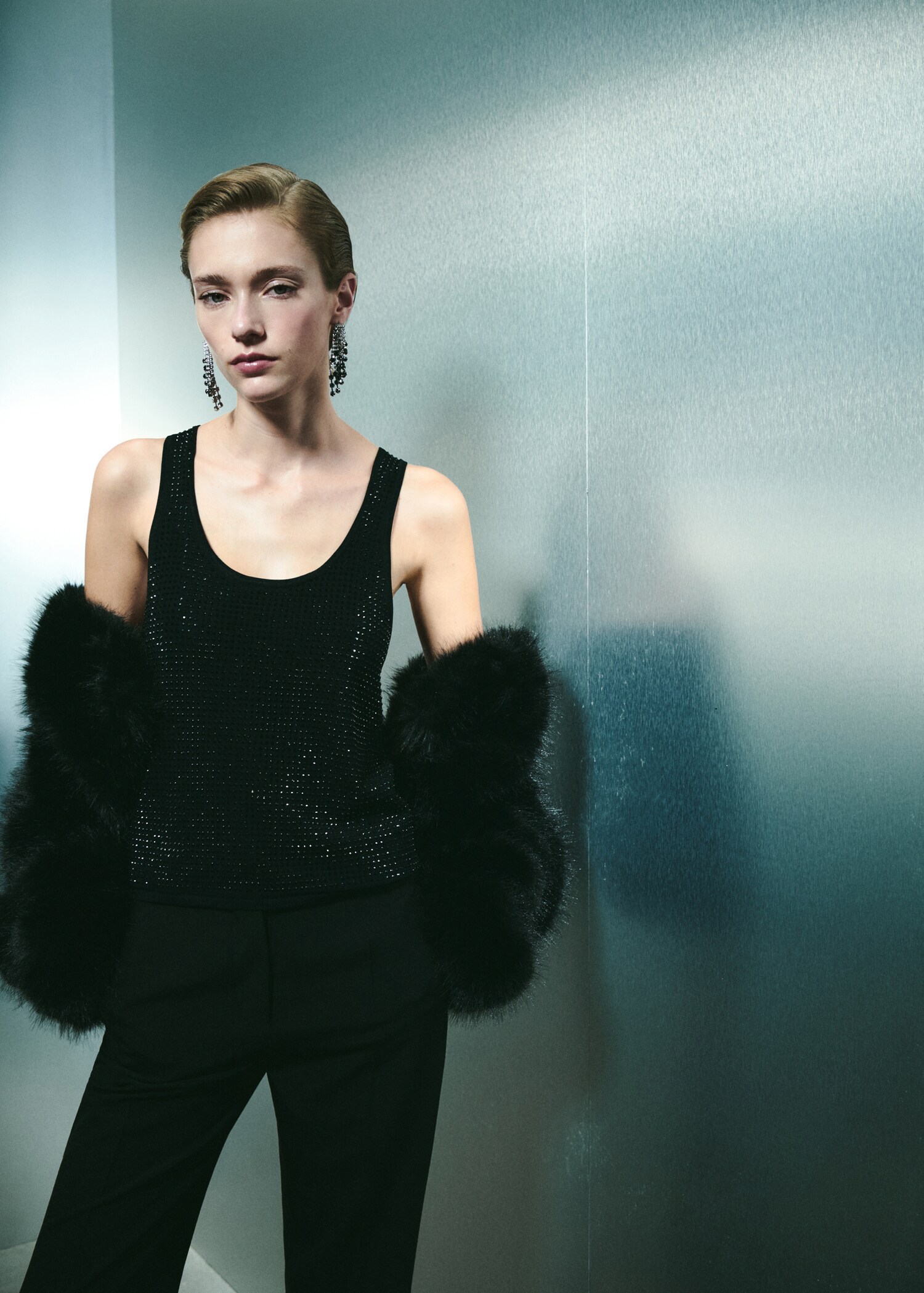 Gebreide top met strasdetail - Detail van het artikel 2