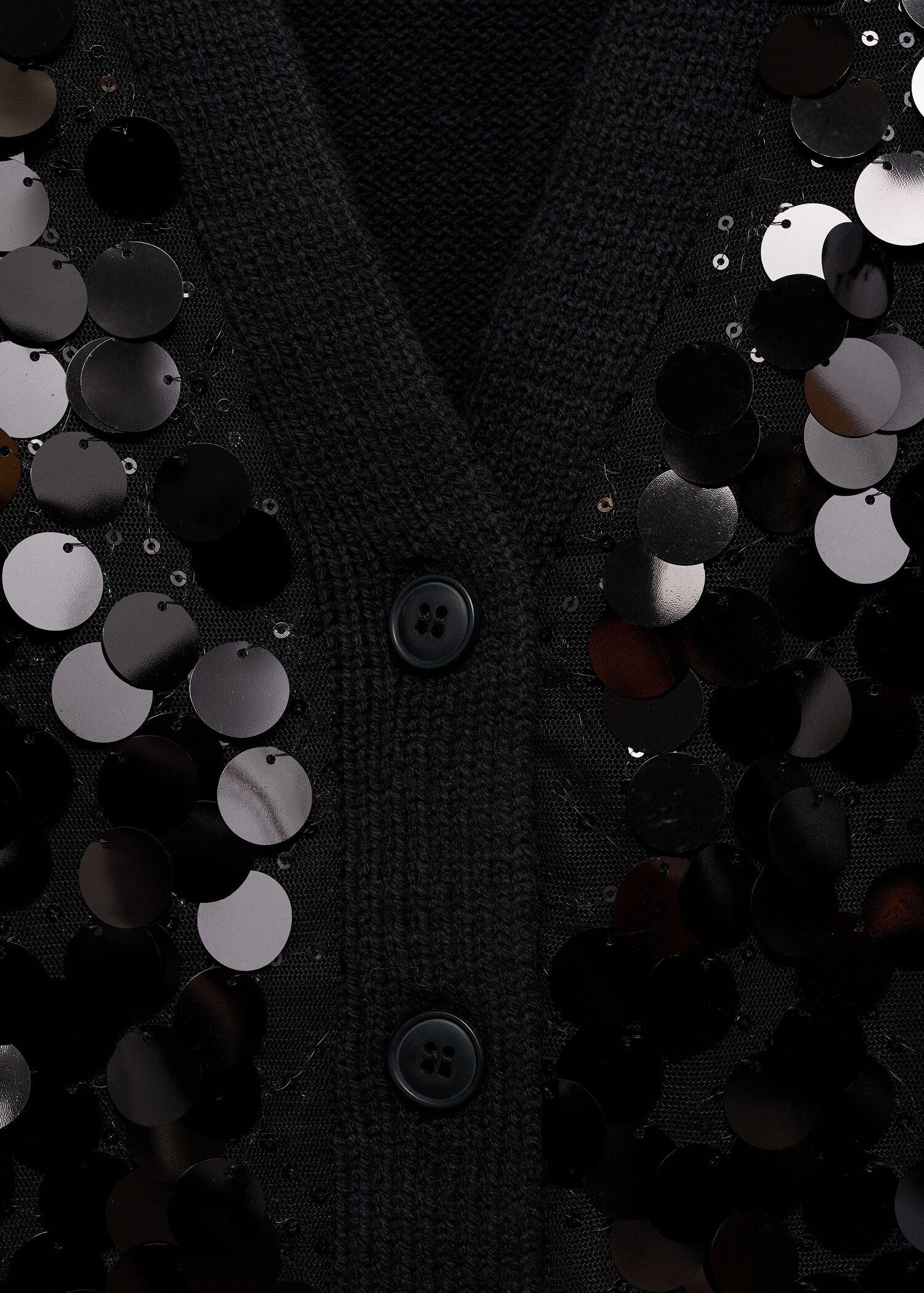 Strickjacke mit Pailletten - Detail des Artikels 8