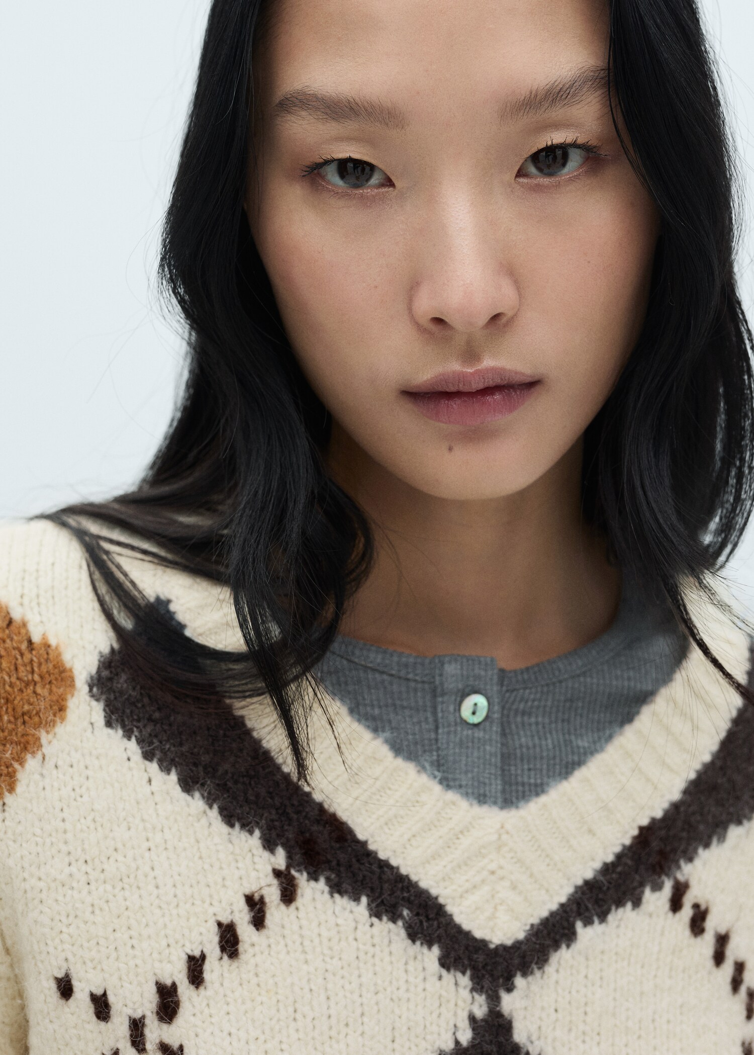 Diamond V-neck sweater - Details of the article 1