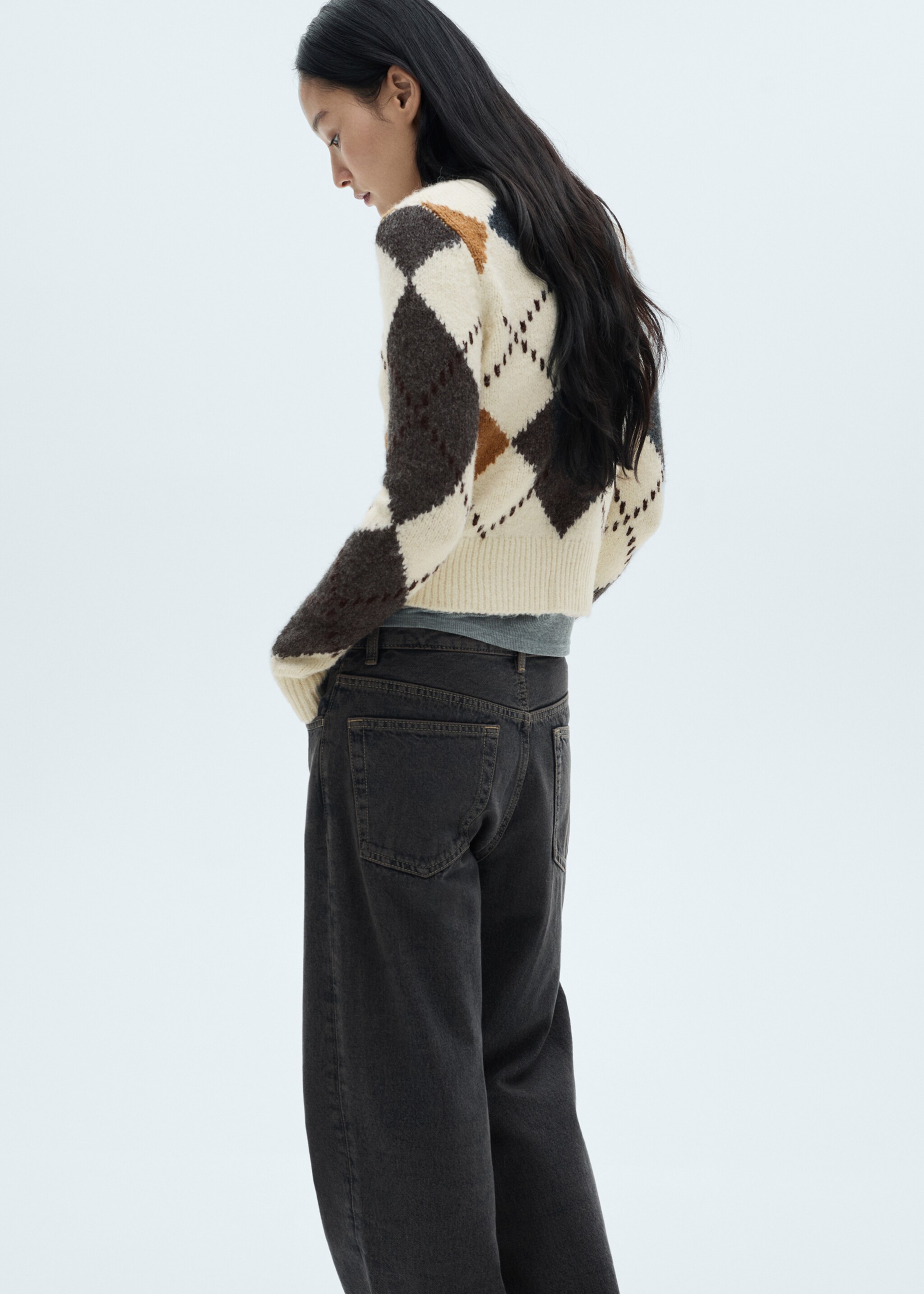 Diamond V-neck sweater - Reverse of the article, Ecru. Ref: 77039050-00.