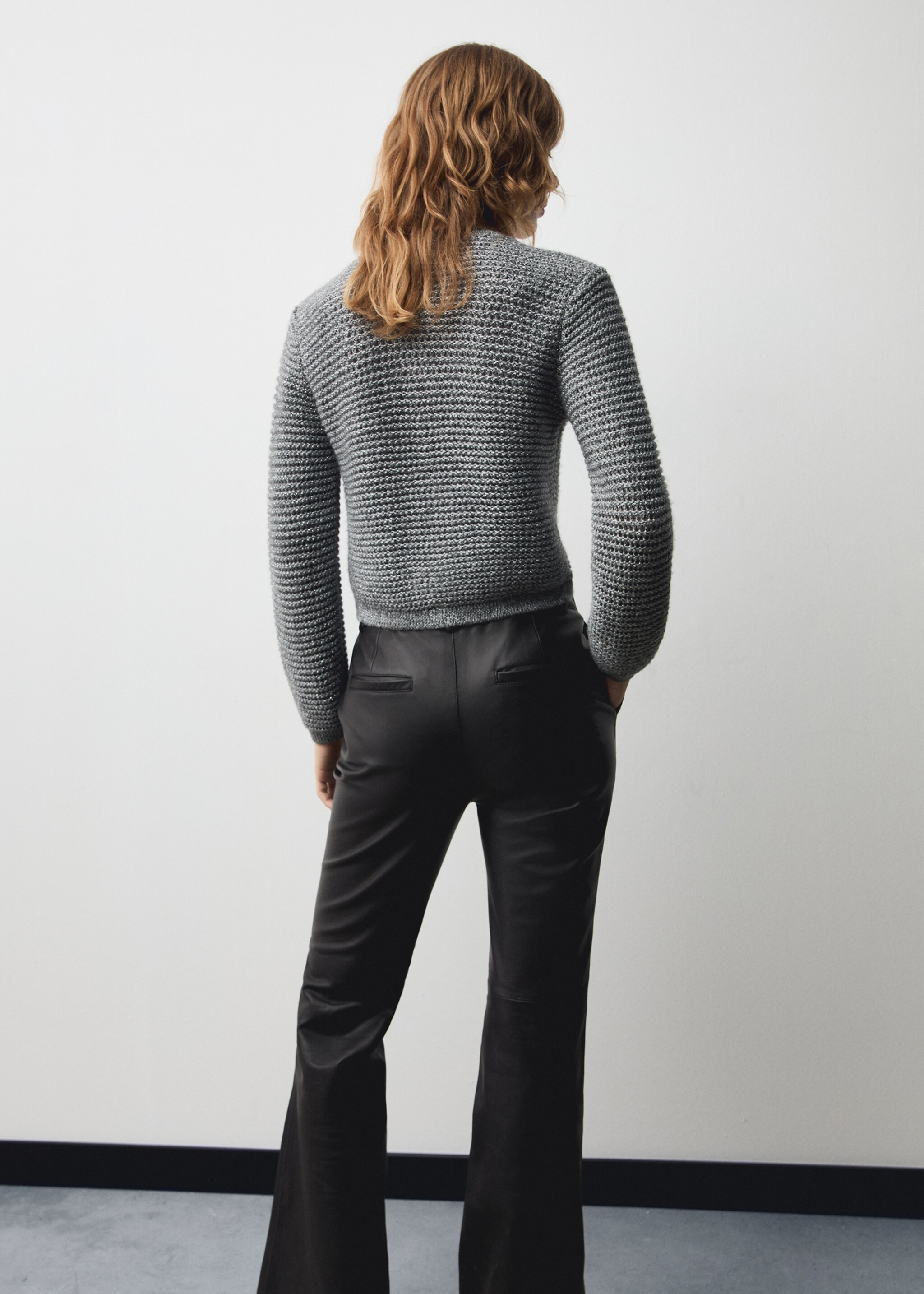 Lurex knitted jacket with buttons - Reverse of the article, Silver. Ref: 77039071-00.
