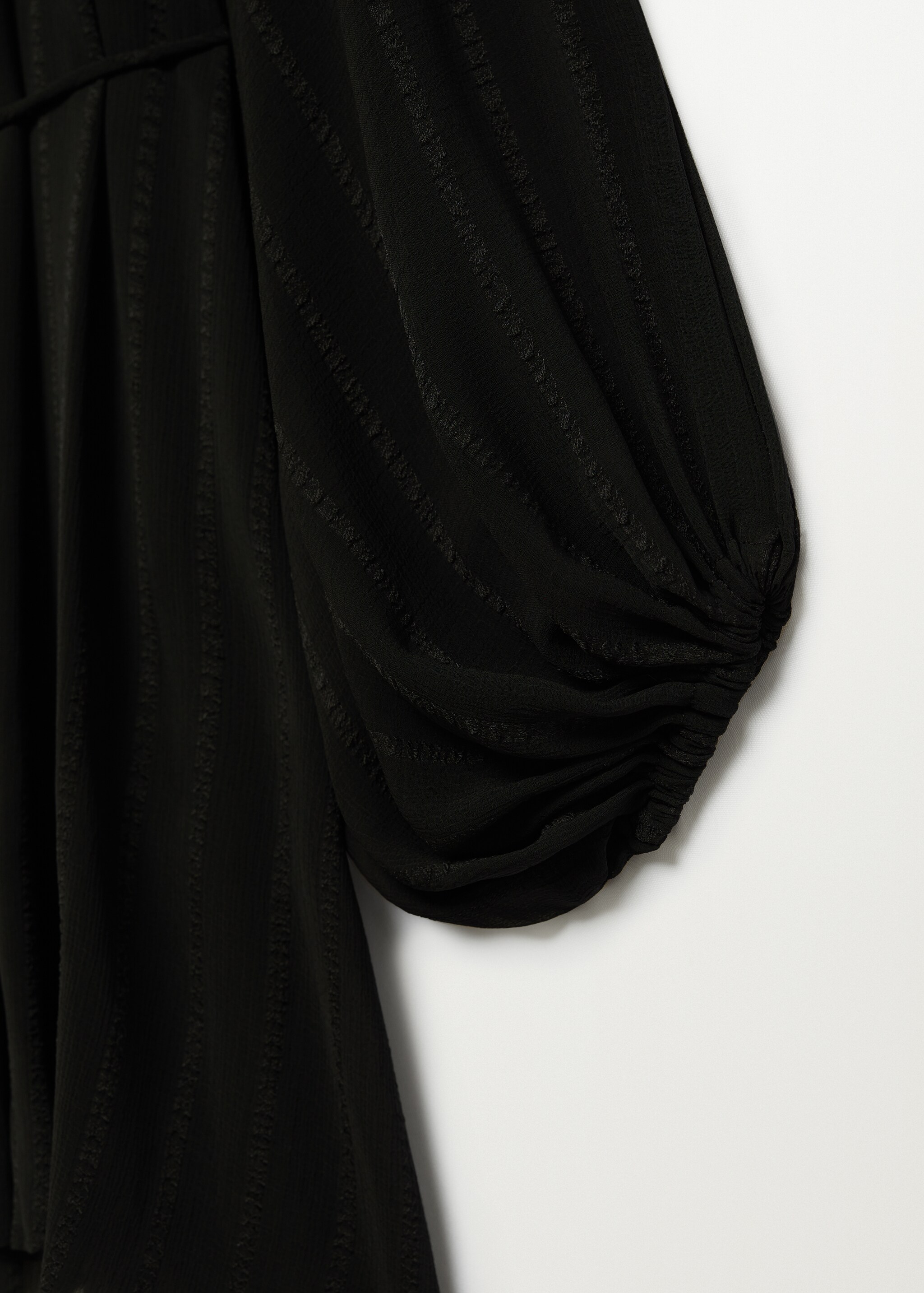 Robe manches bouffantes - Détail de l'article 8