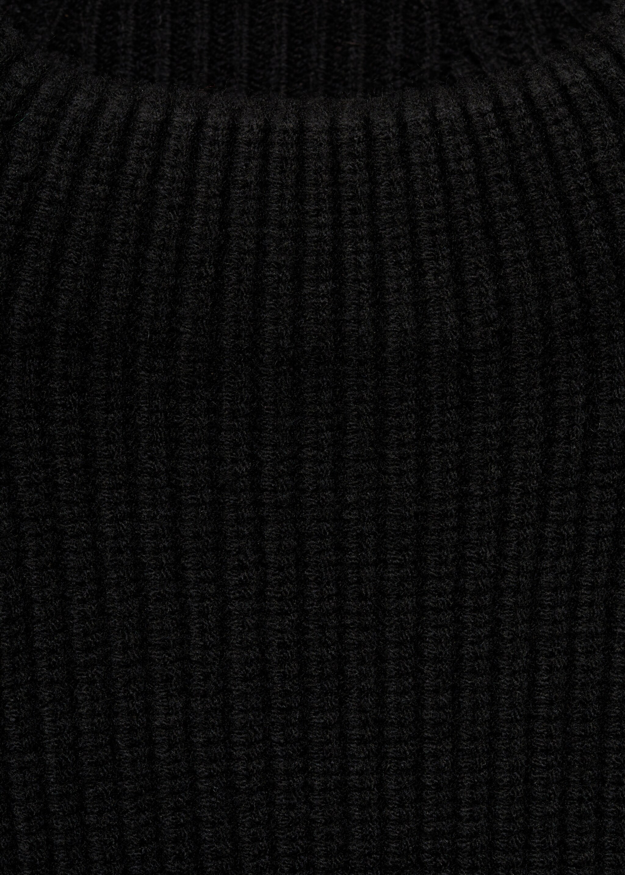 Coolmax® breathable wool-blend sweater - Details of the article 8, Black. Ref: 77039241-00.