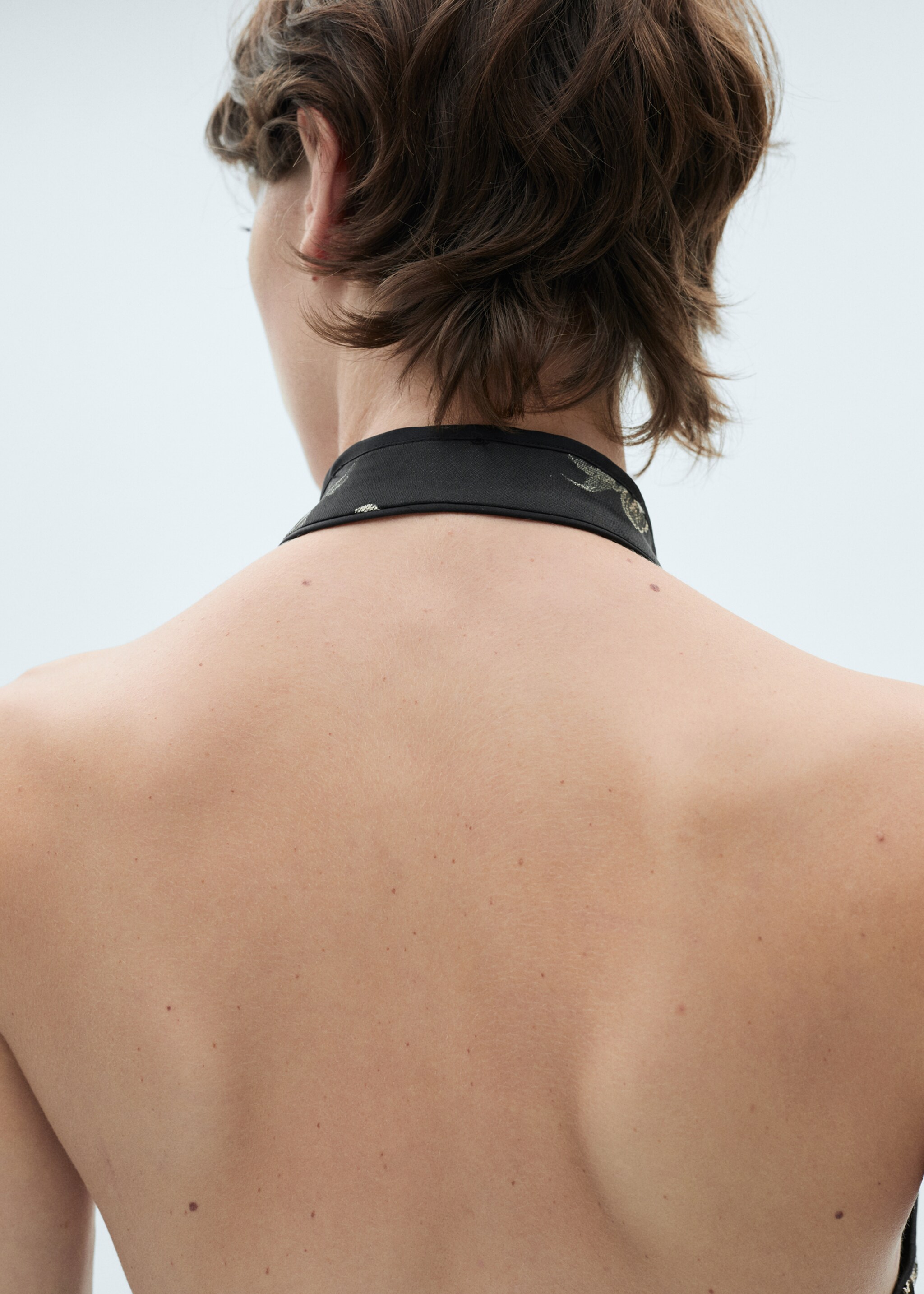 Open back jacquard dress - Details of the article 2, Black. Ref: 77039408-00.