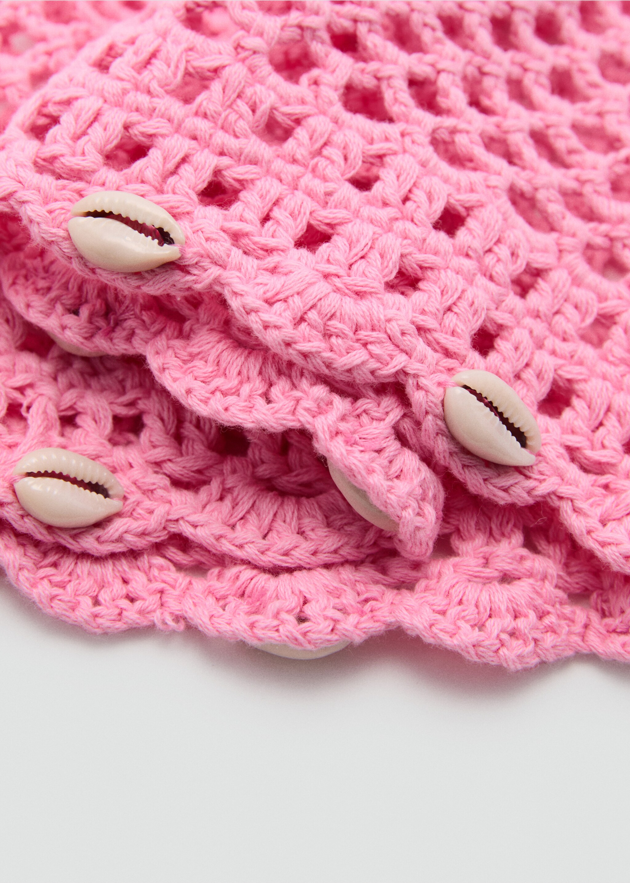Hat conchi - Details of the article 1