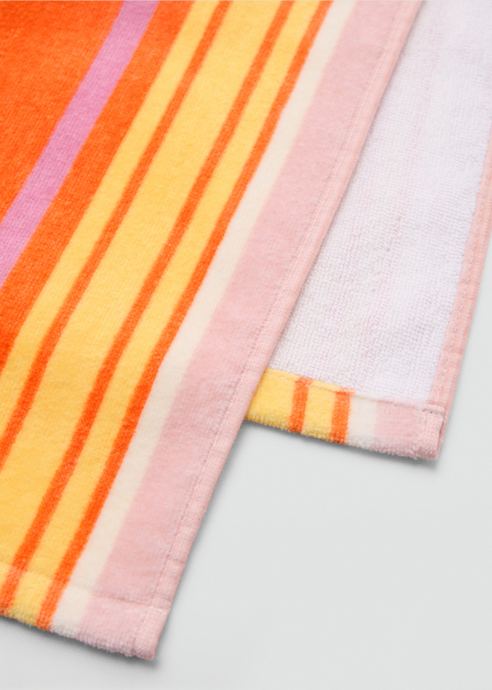 100% cotton striped beach towel - Details of the article 1, Orange. Ref: 77040207-00.