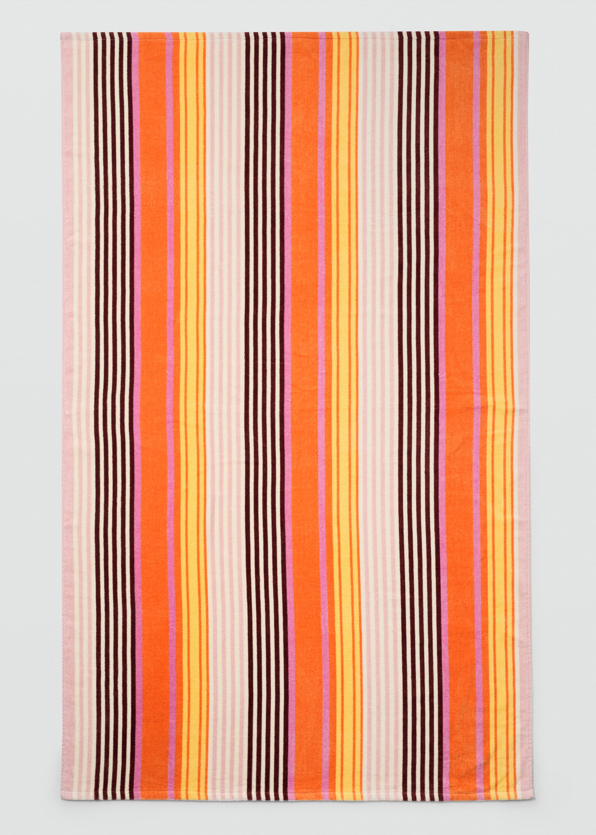 100% cotton striped beach towel - Details of the article 2, Orange. Ref: 77040207-00.