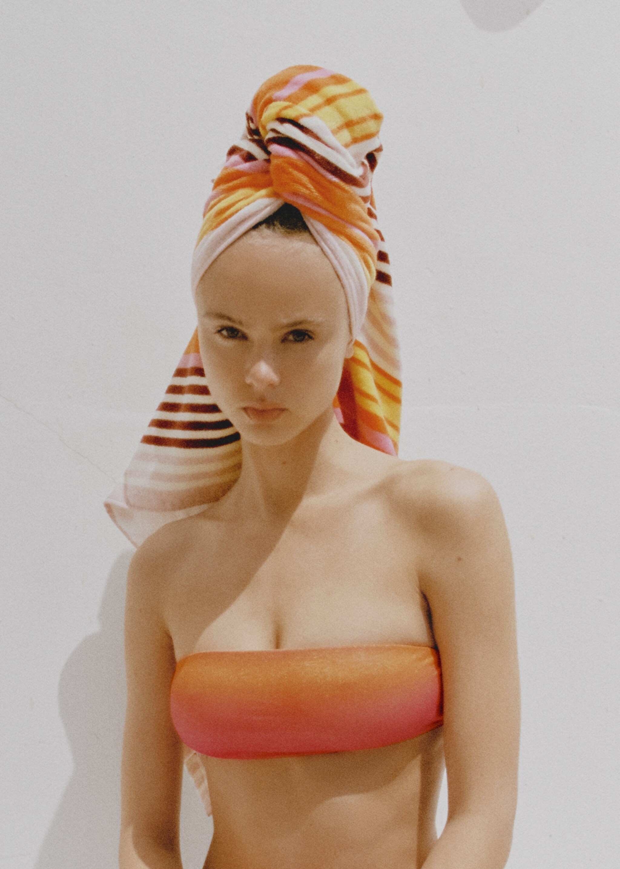 100% cotton striped beach towel - Details of the article 6, Orange. Ref: 77040207-00.