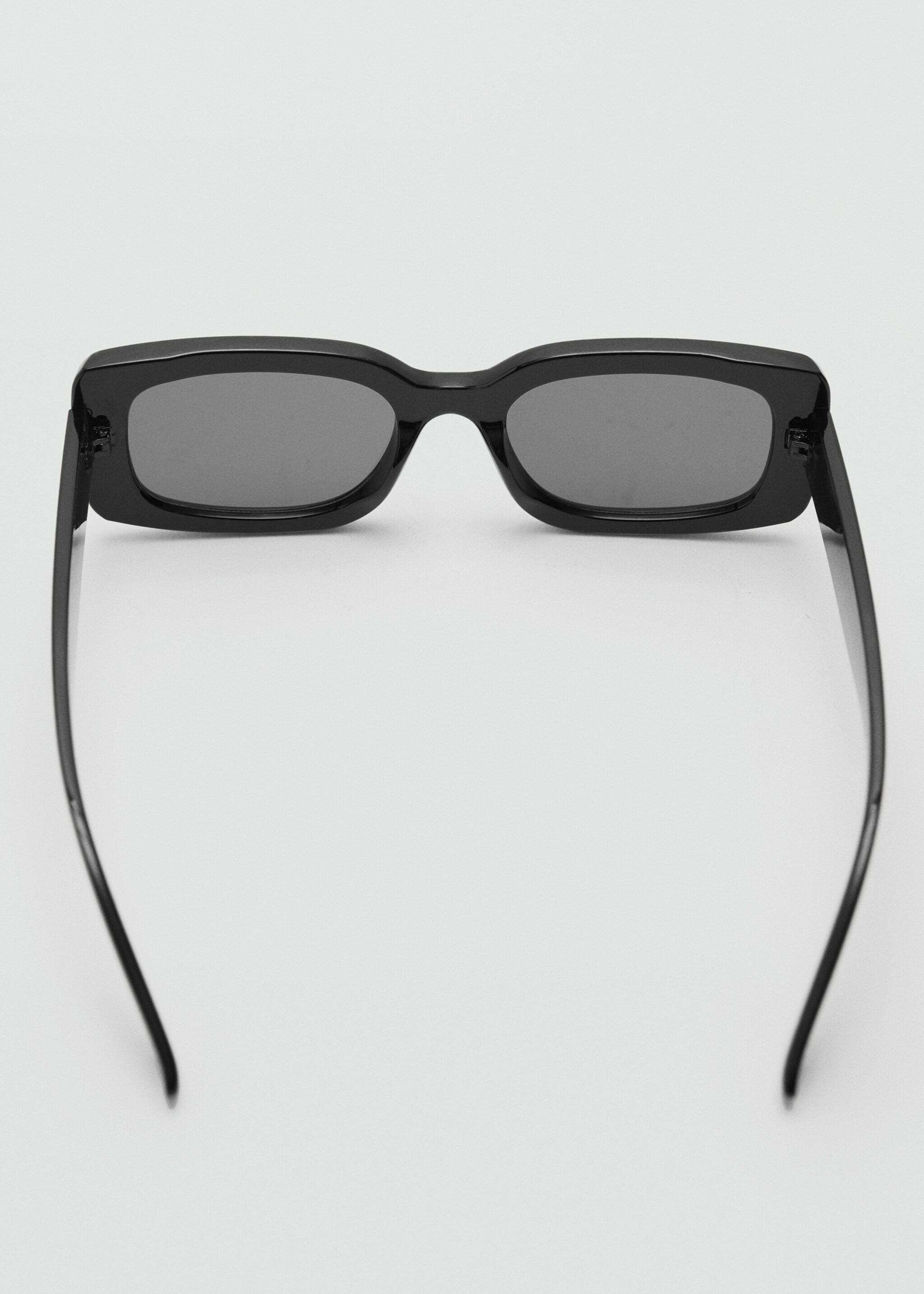 Sonnenbrille mit Azetatfassung - Detail des Artikels 1