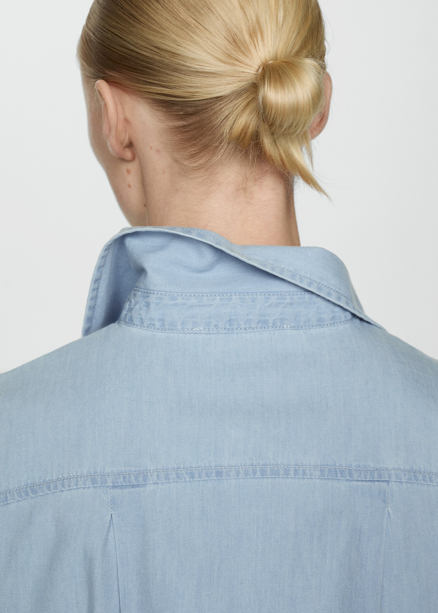 Ärmelloses Jeanshemd - Detail des Artikels 6