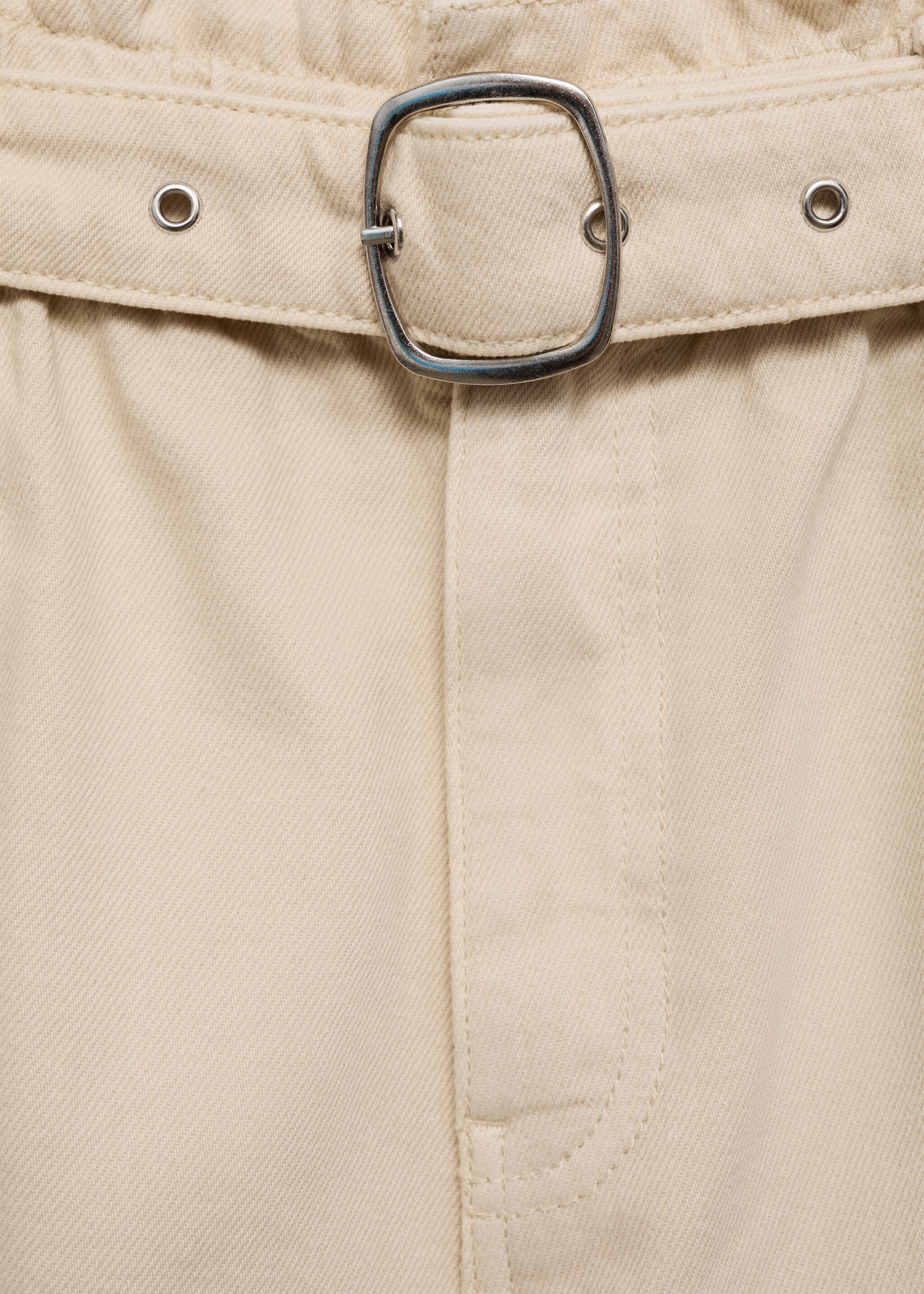 Denim shorts with belt - Details of the article 8