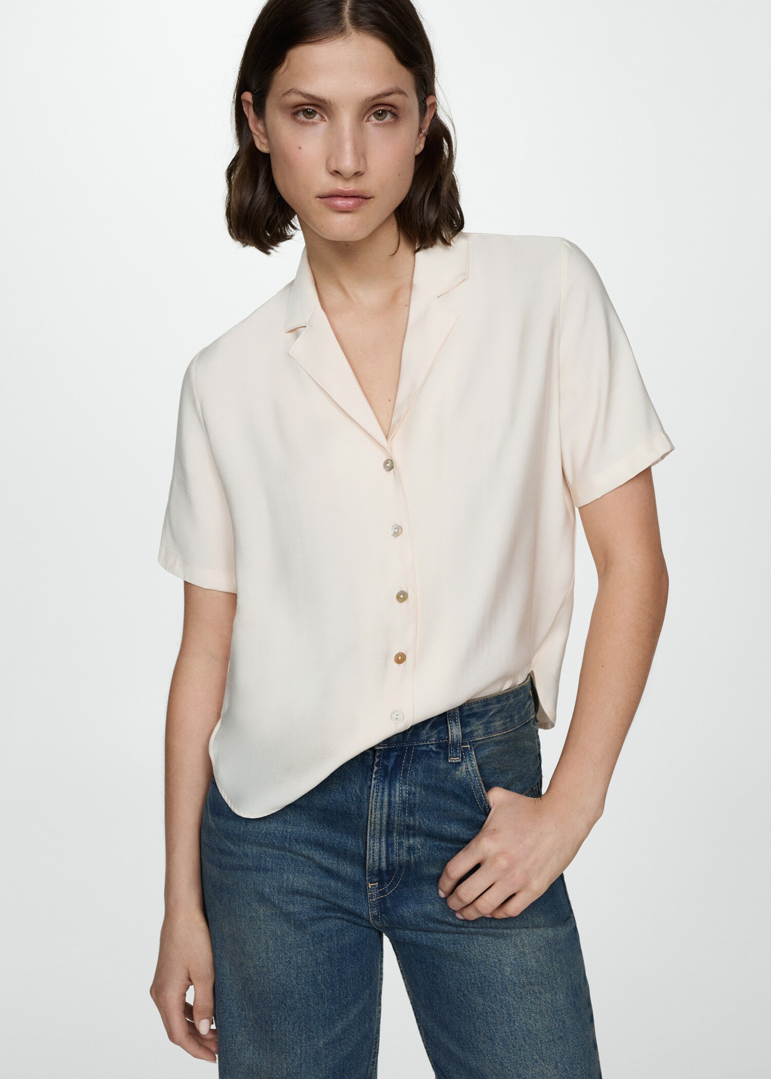 Short-sleeved satin shirt - Details of the article 2