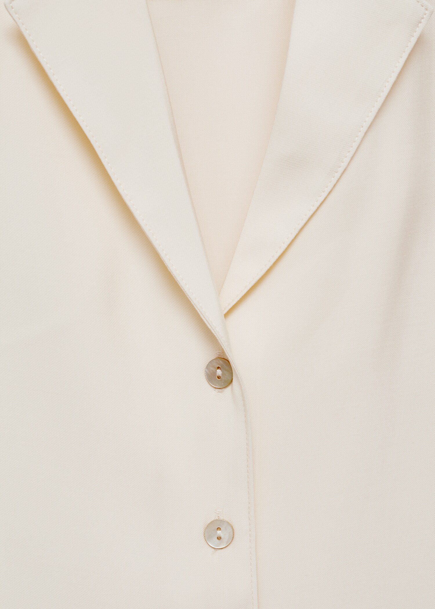 Short-sleeved satin shirt - Details of the article 8