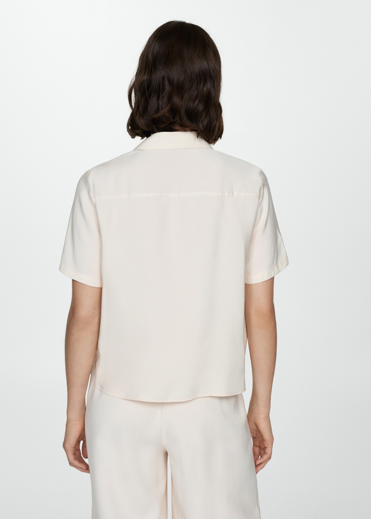 Short-sleeved satin shirt - Reverse of the article