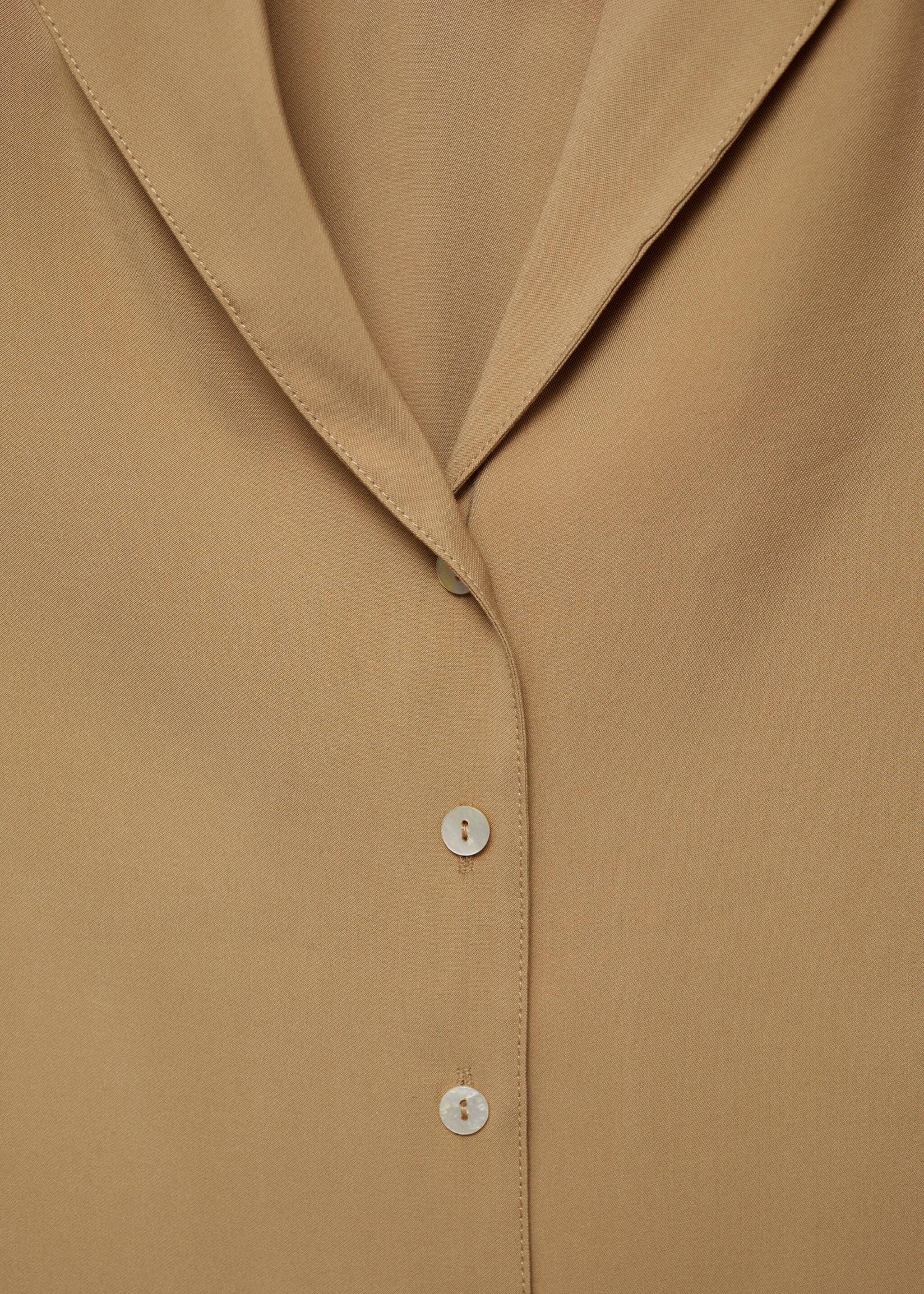 Short-sleeved satin shirt - Details of the article 8