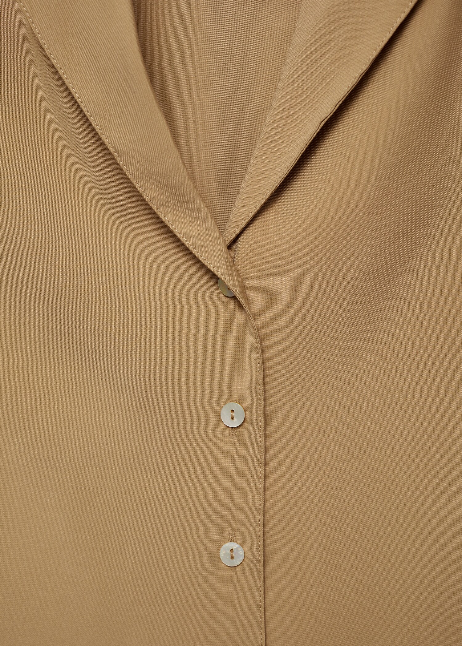 Short-sleeved satin shirt - Details of the article 8