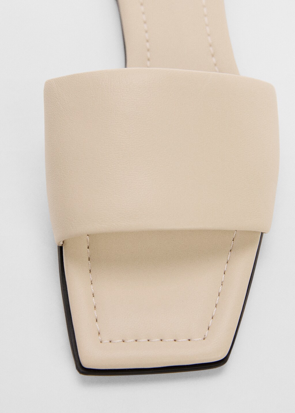 MANGO::パンツ:EU42[RESALE] Rinse-wash wide leg jeans with belt - Women | MANGO Finland