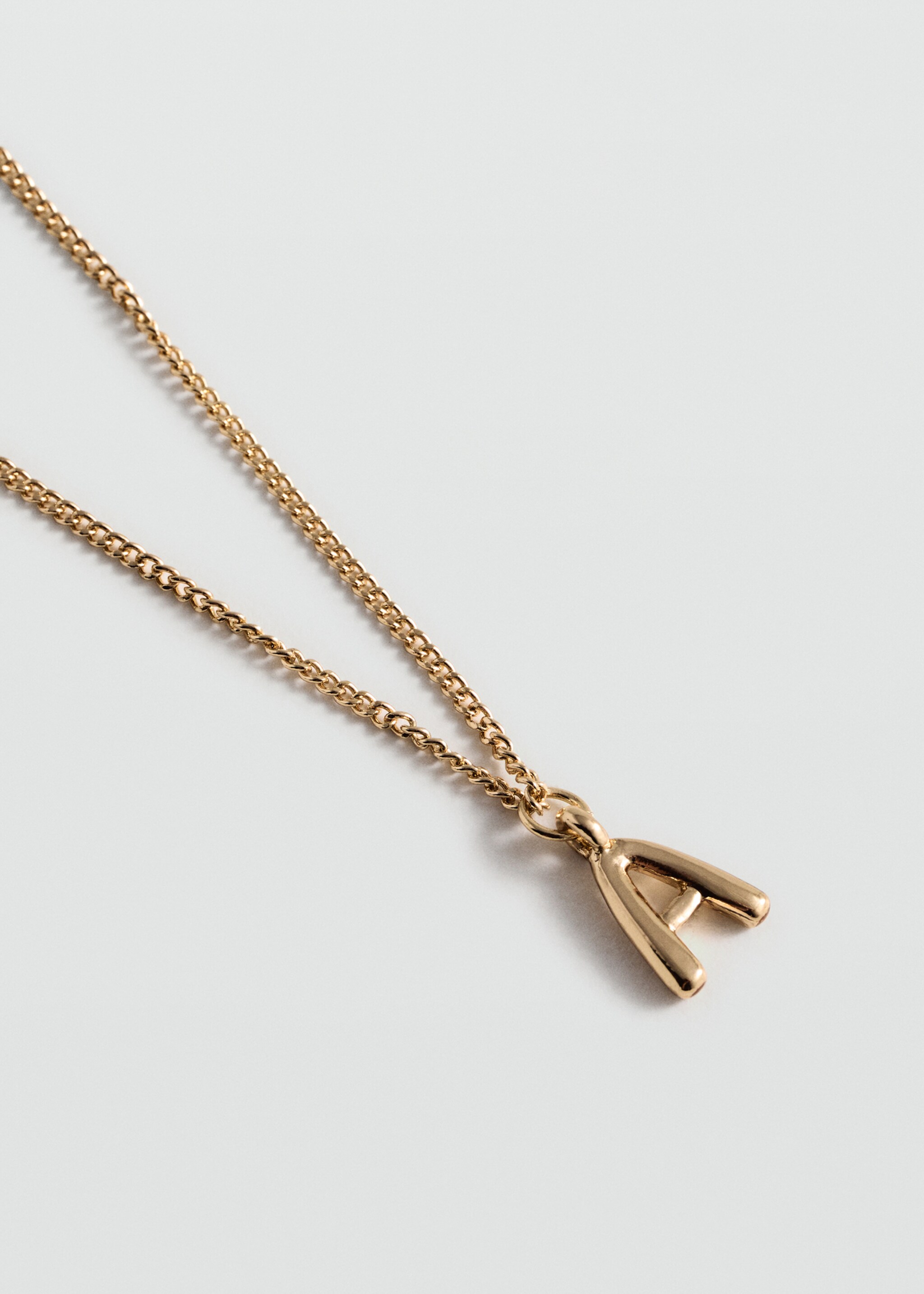 Letter Pendant Necklace - Medium plane, Gold. Ref: 77040320-00.