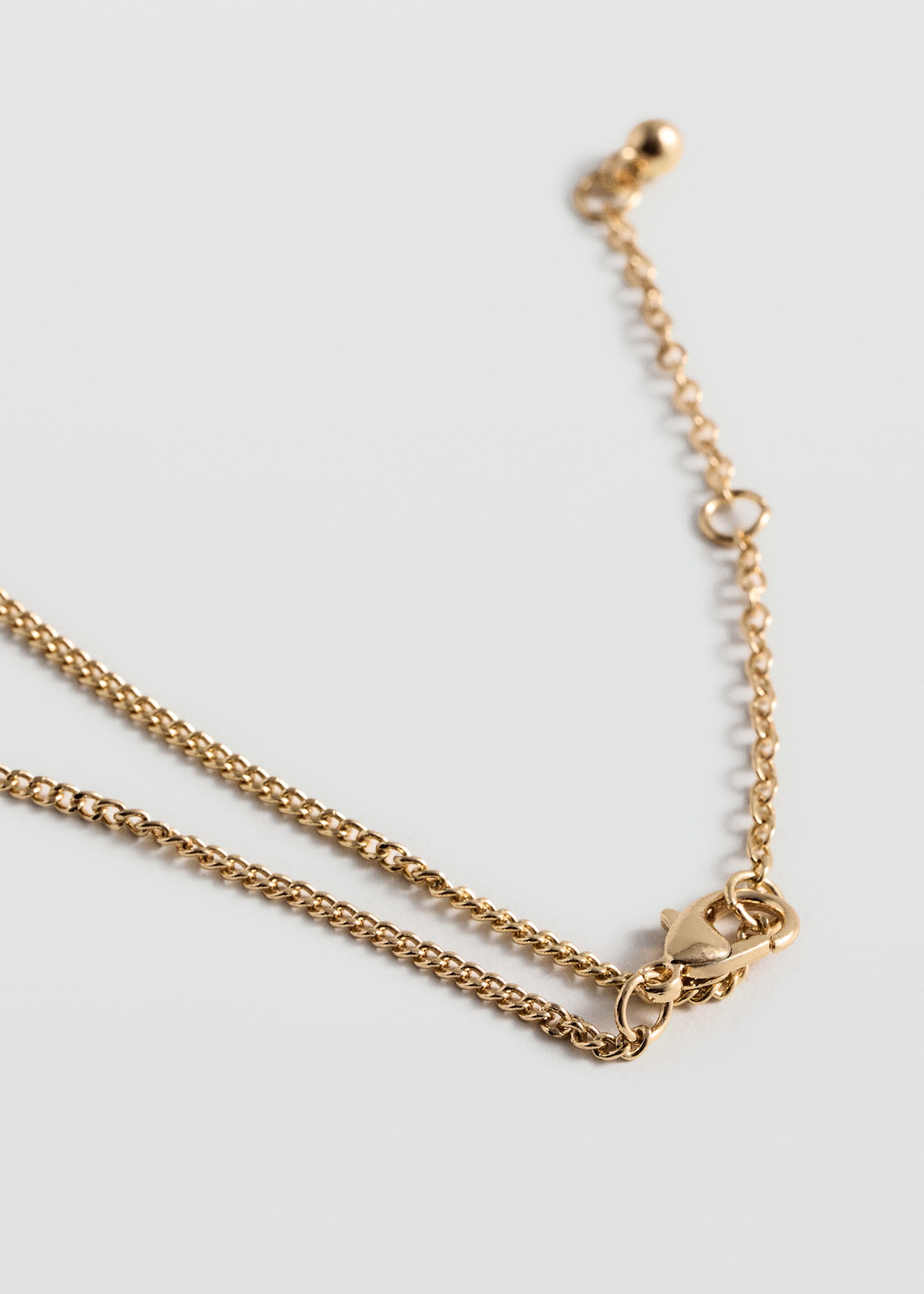 Letter Pendant Necklace - Details of the article 1, Gold. Ref: 77040320-00.