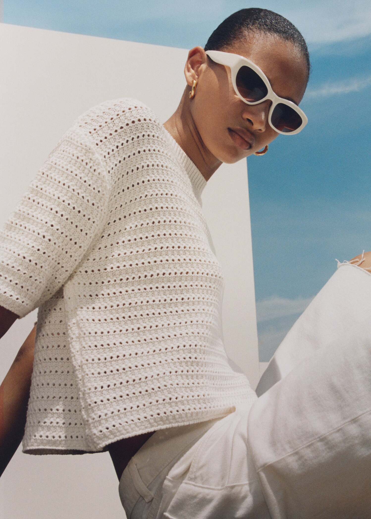 Strickpullover mit Lochmusterdetails - Detail des Artikels 6