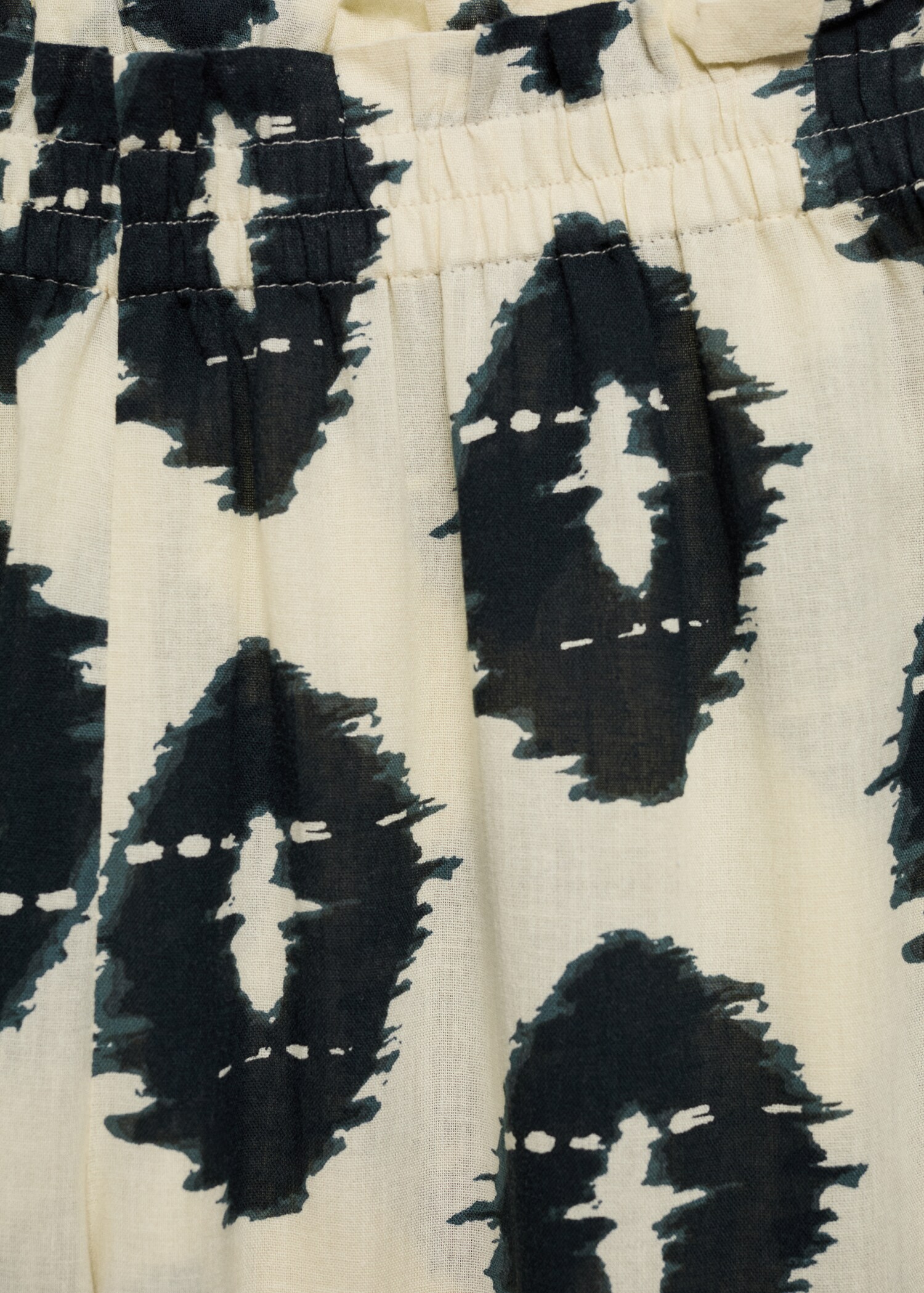 Wideleg printed trousers - Details of the article 8