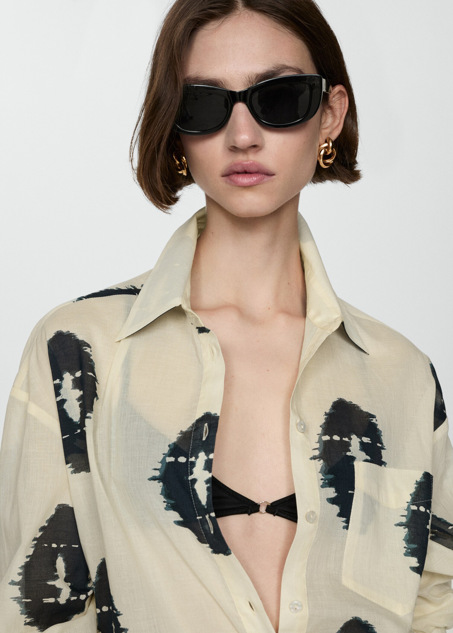 Semi-transparent printed shirt - Details of the article 1