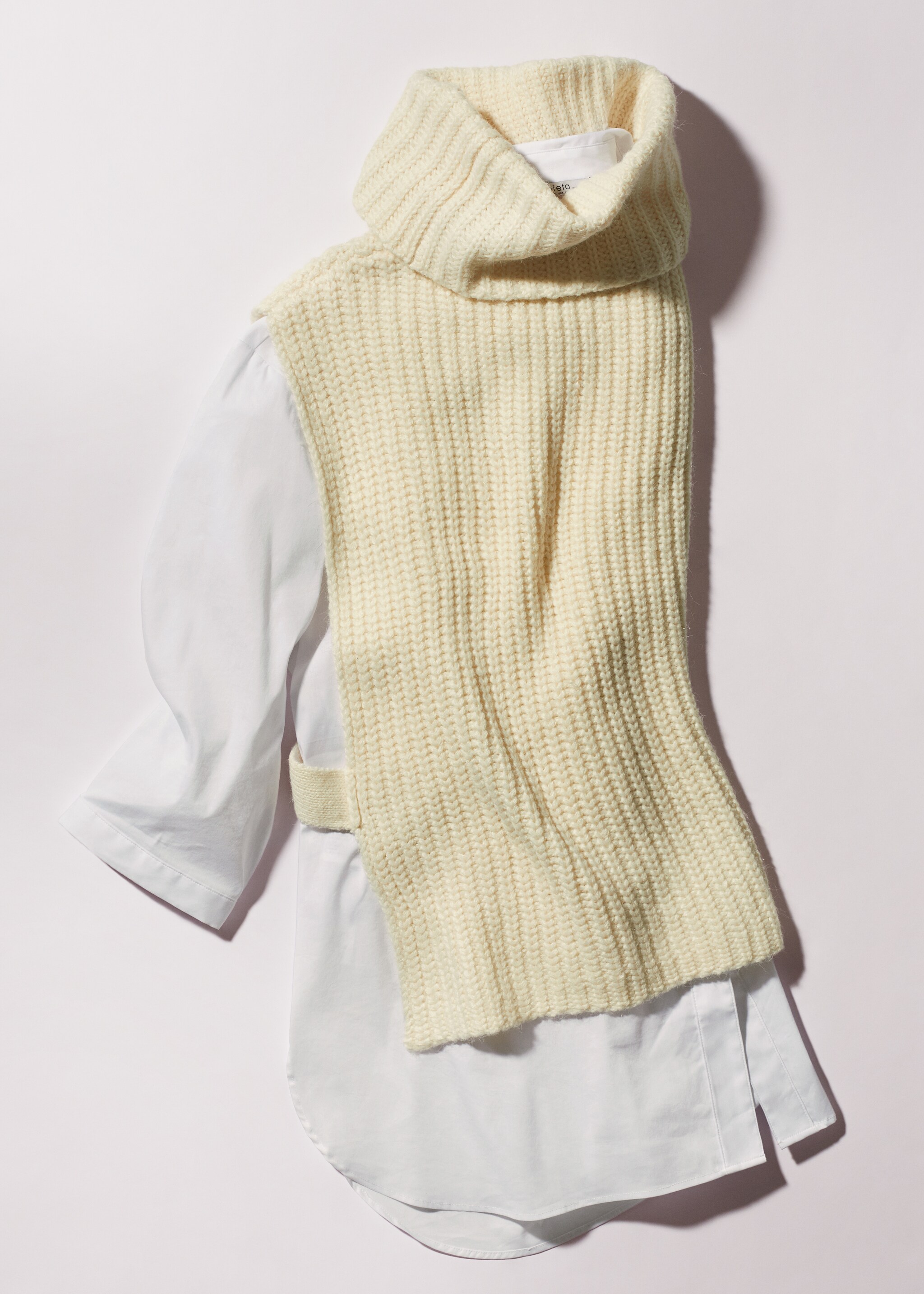 Contrasting cotton-blend shirt - Details of the article 9