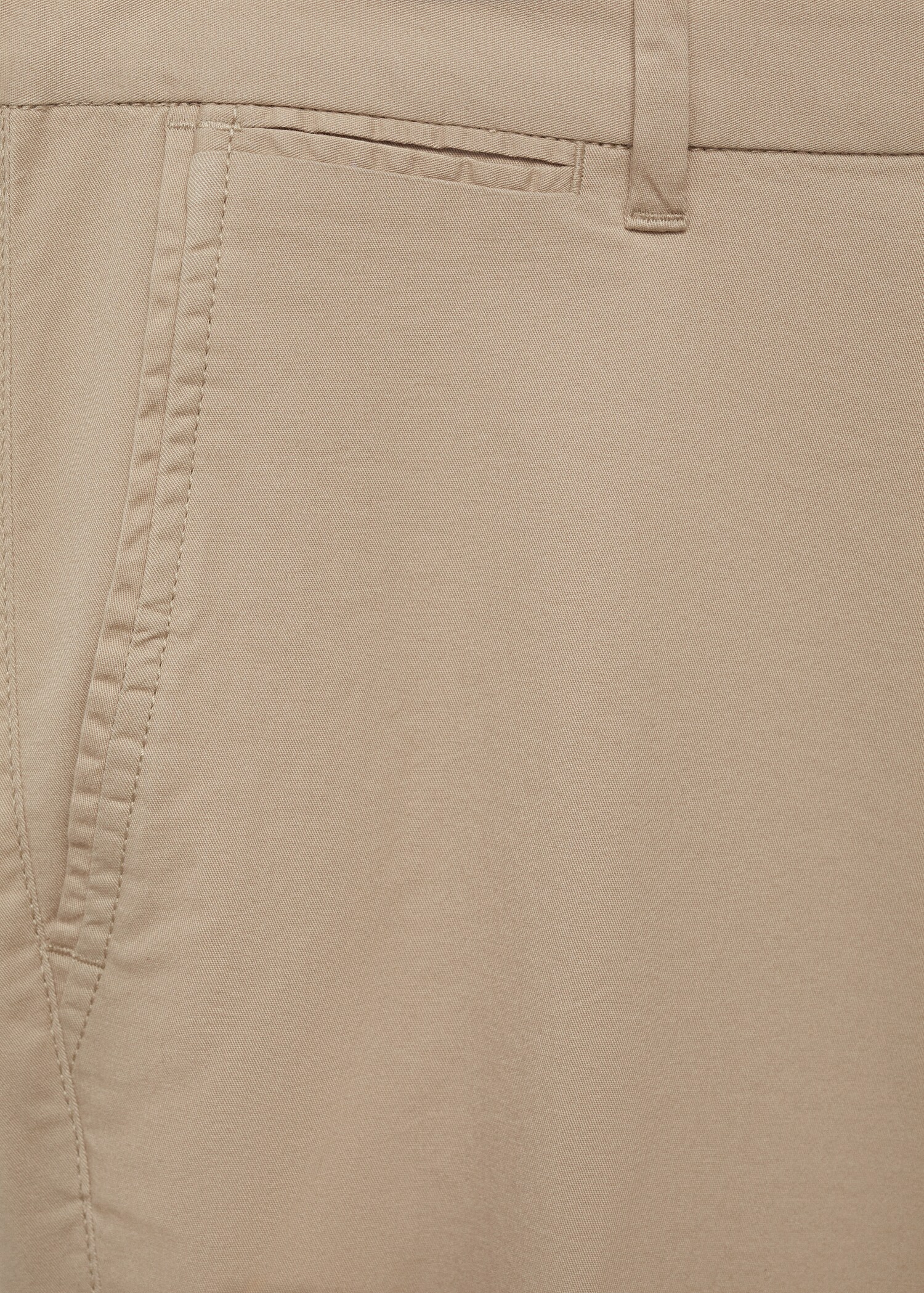Slim-Fit-Bermudashorts im Chino-Stil aus Baumwolle - Detail des Artikels 0