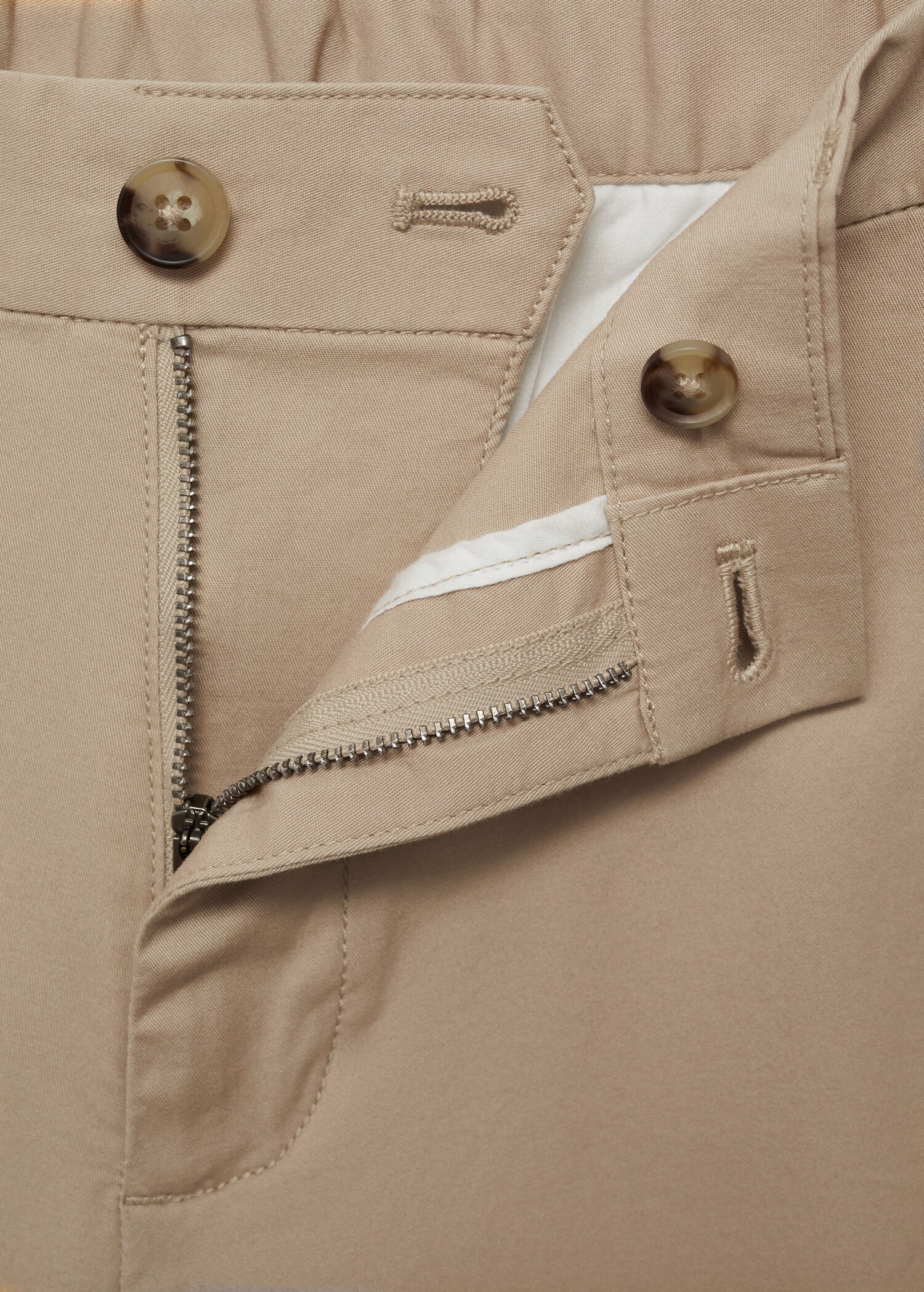 Slim-Fit-Bermudashorts im Chino-Stil aus Baumwolle - Detail des Artikels 8