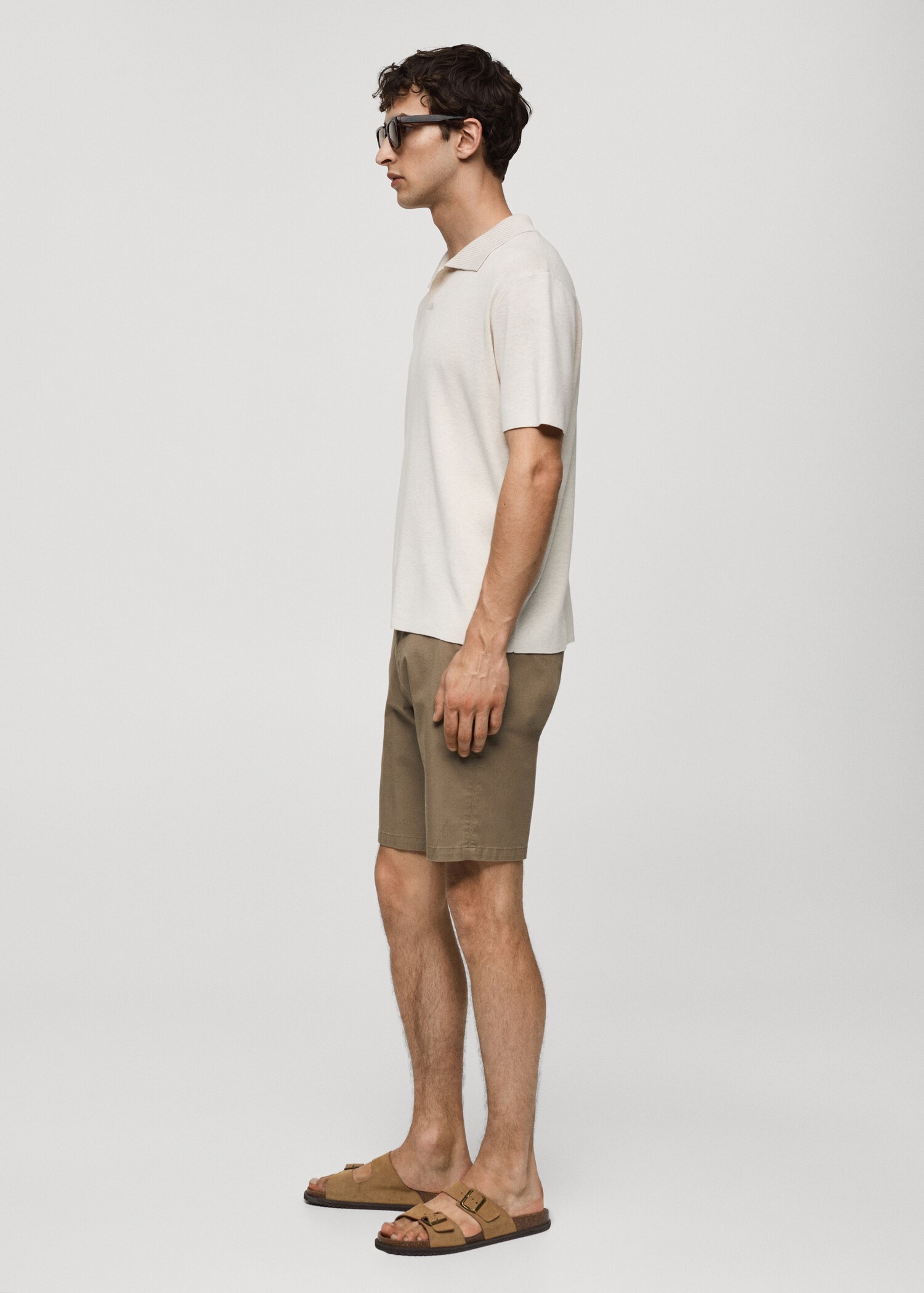 Slim-fit chino cotton bermuda shorts - Details of the article 2