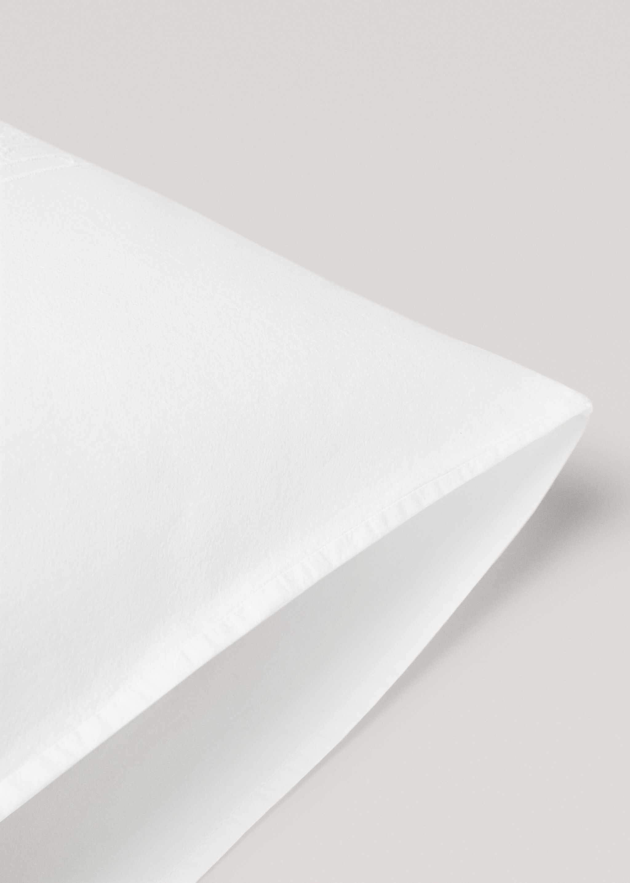 Floral embroidered cotton pillowcase 50x75cm - Details of the article 1, White. Ref: 77040583-00.