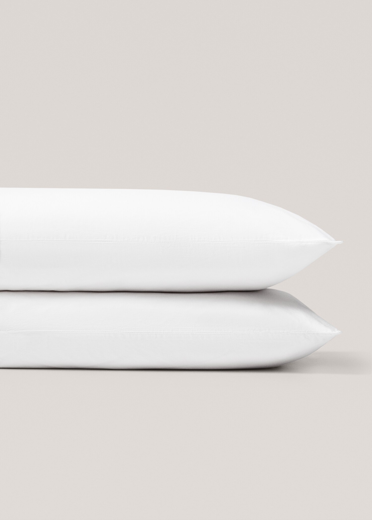 Floral embroidered cotton pillowcase 50x75cm - Details of the article 3