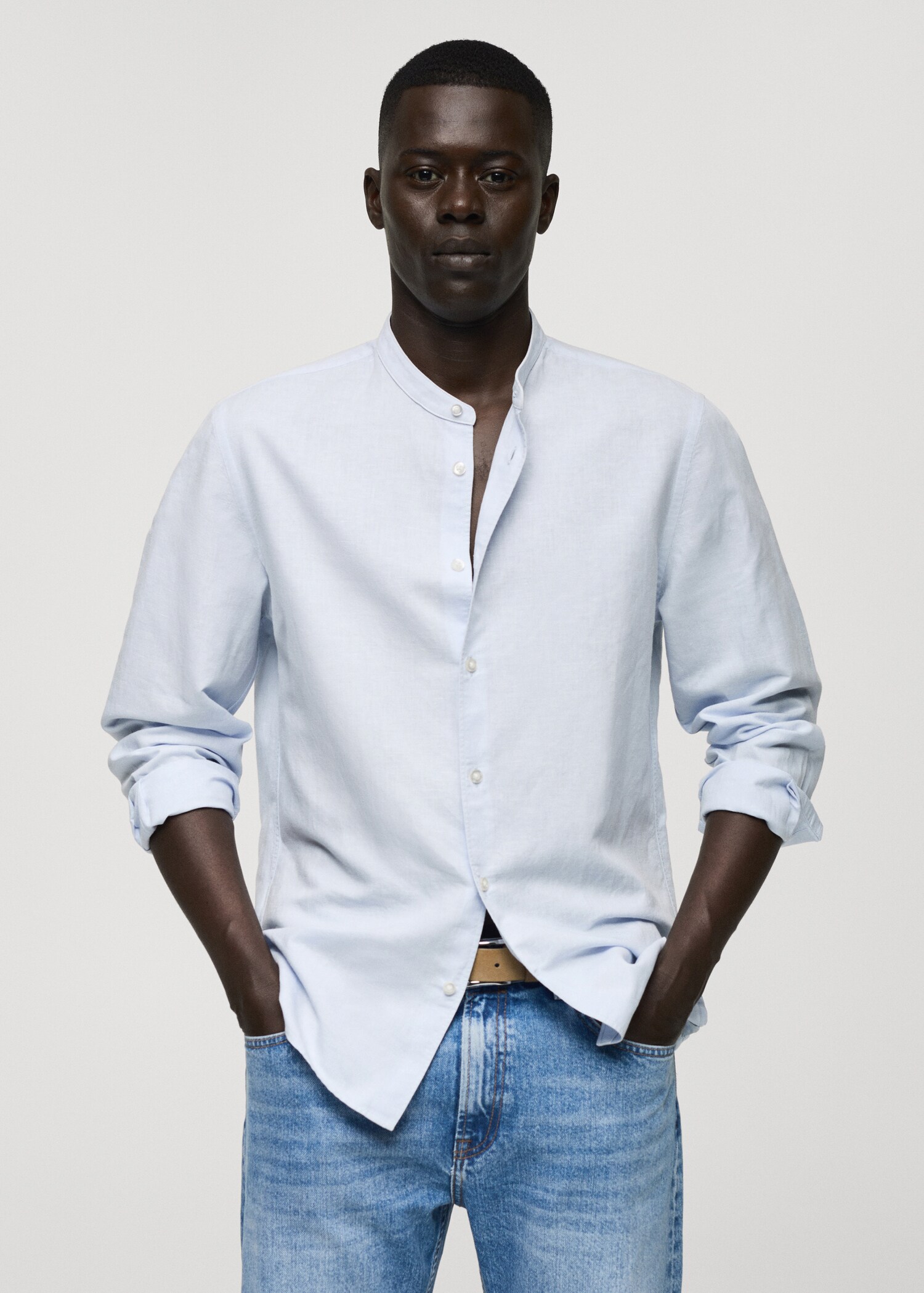 Classic-fit linen shirt with mandarin collar - Medium plane