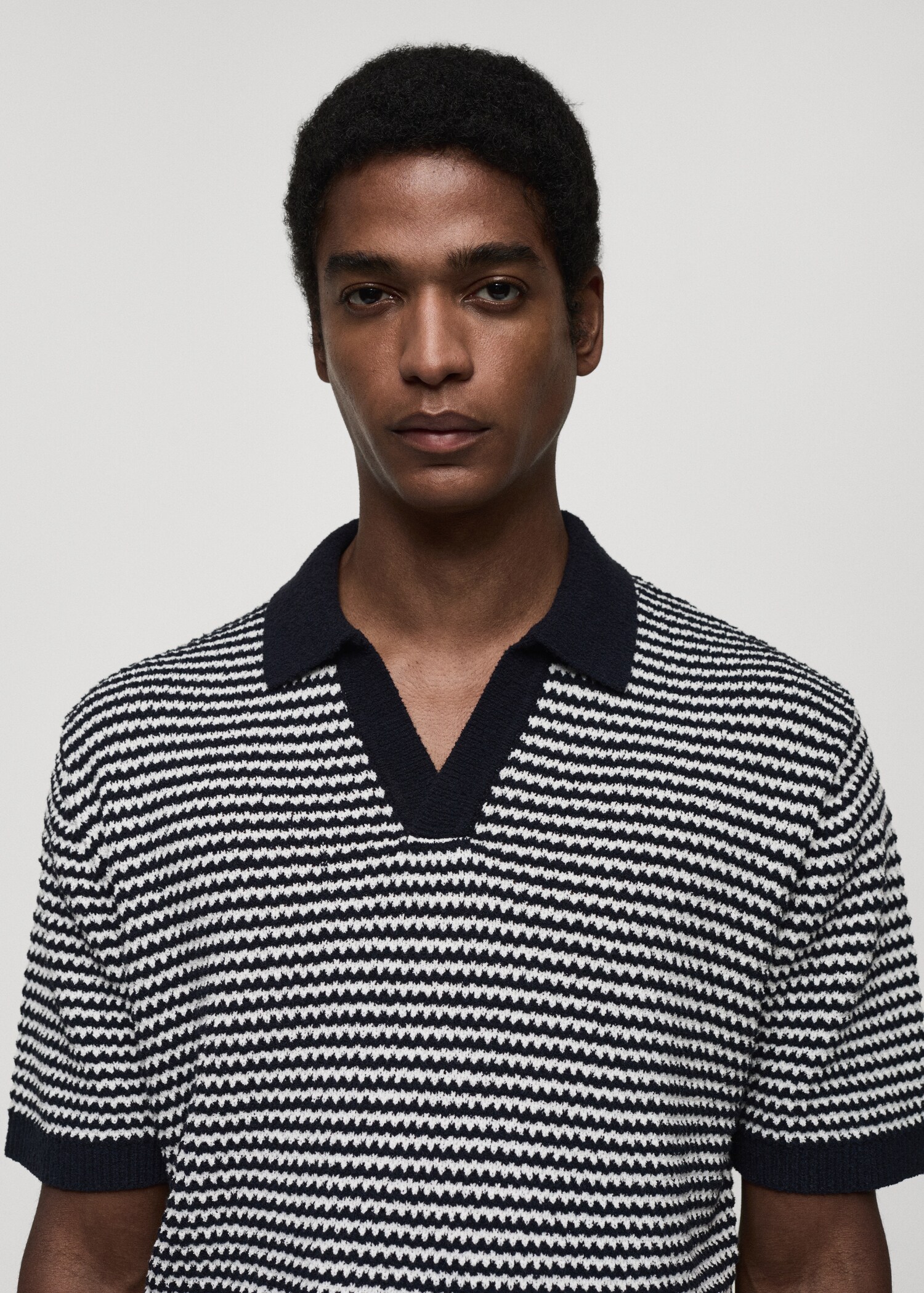 Polo punt ratlles coll contrast - Detall de l'article 1