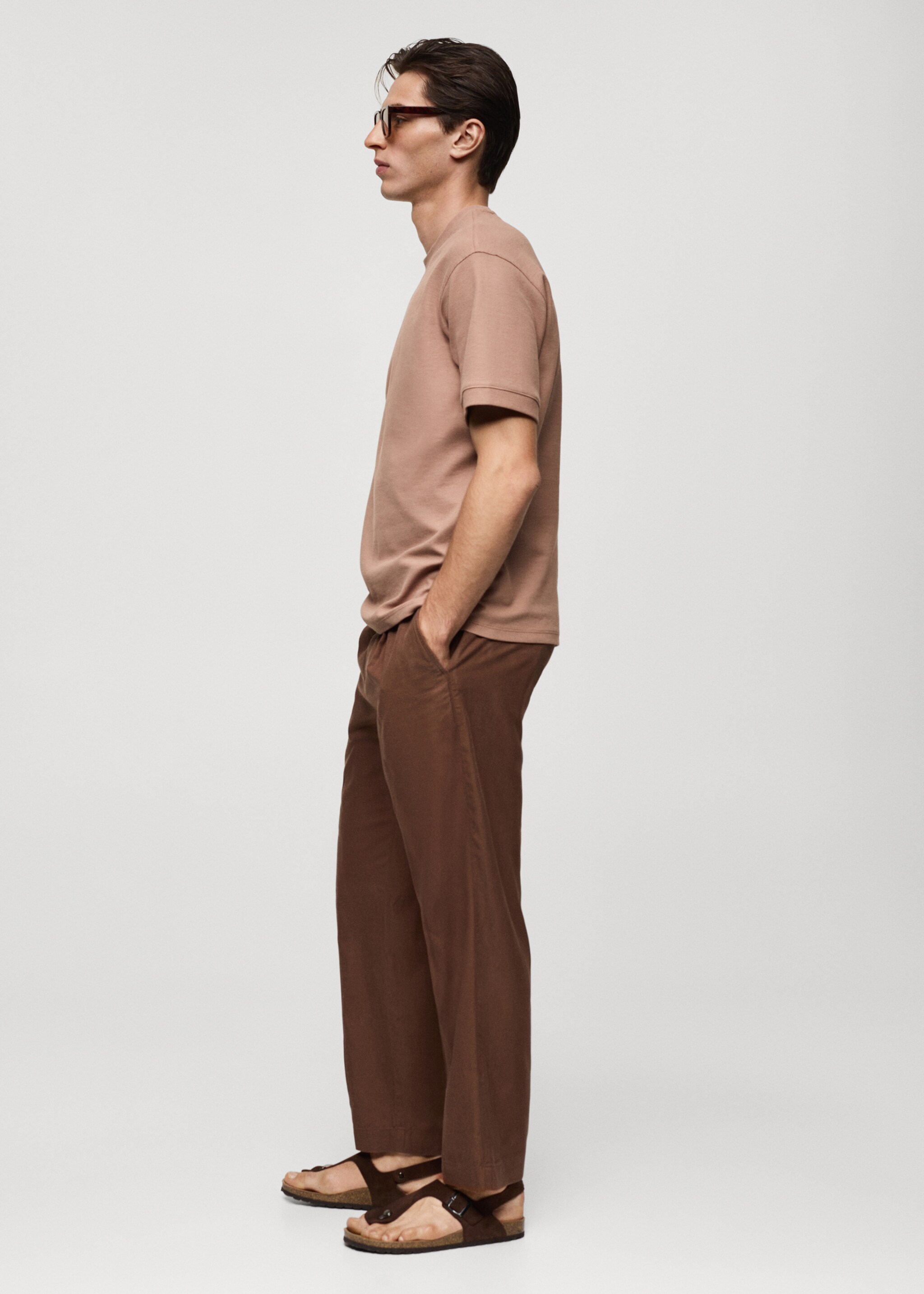 Samarreta estructura regular fit - Detall de l'article 2, Rosa pal. Ref: 77040607-00.
