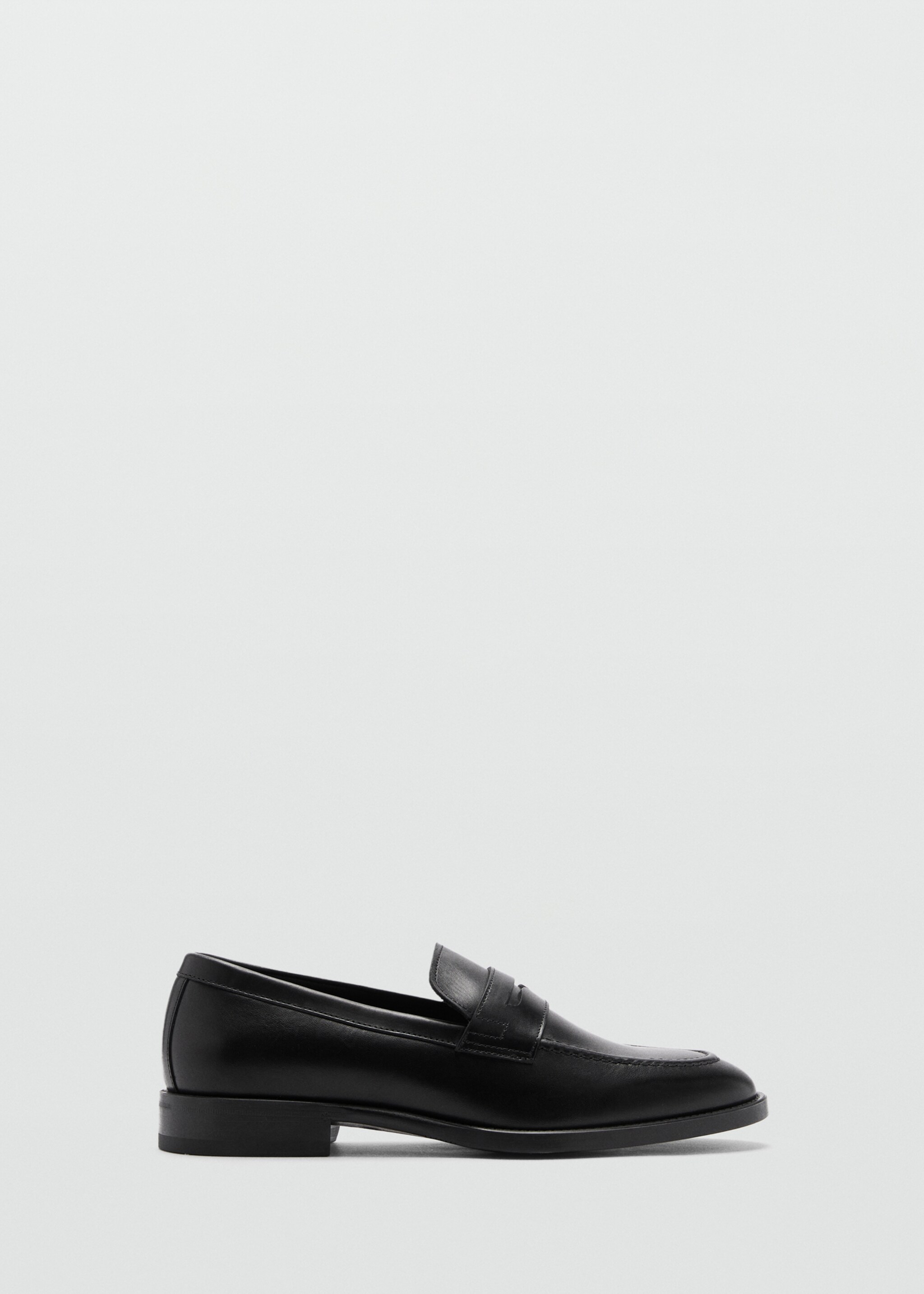 Loafers met lipje van antic leer - Artikel zonder model, Zwart. Ref: 77040635-00.