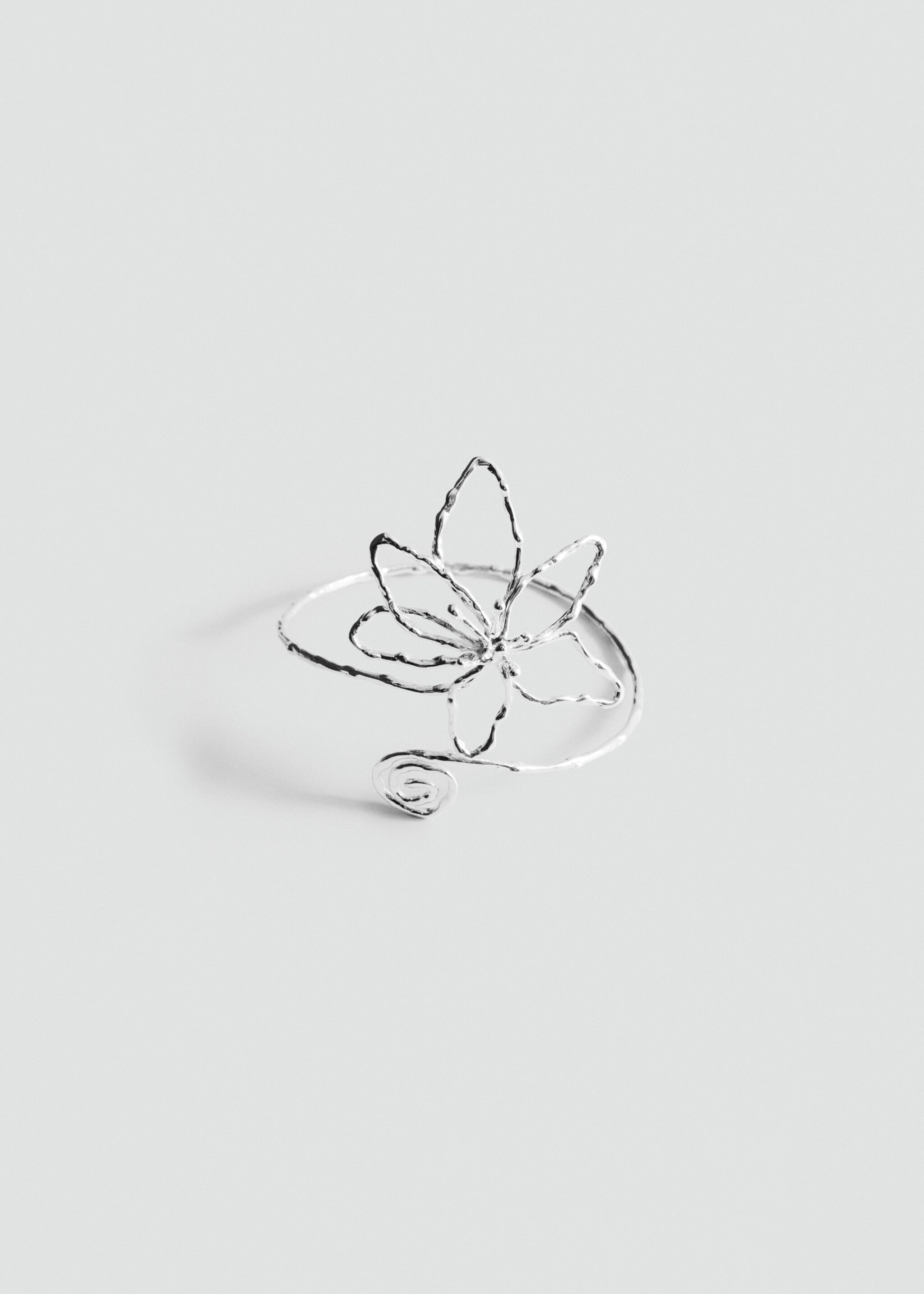 Irregular flower bracelet - Article without model, Silver. Ref: 77040637-00.