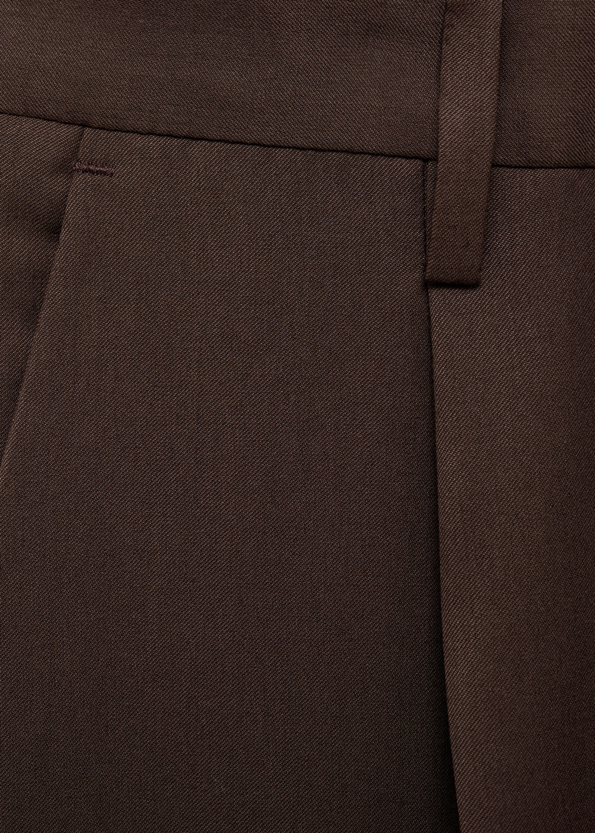 Oblekové kalhoty regular fit se záševky - Detail zboží 0, Bordó. Ref: 77042535-00.