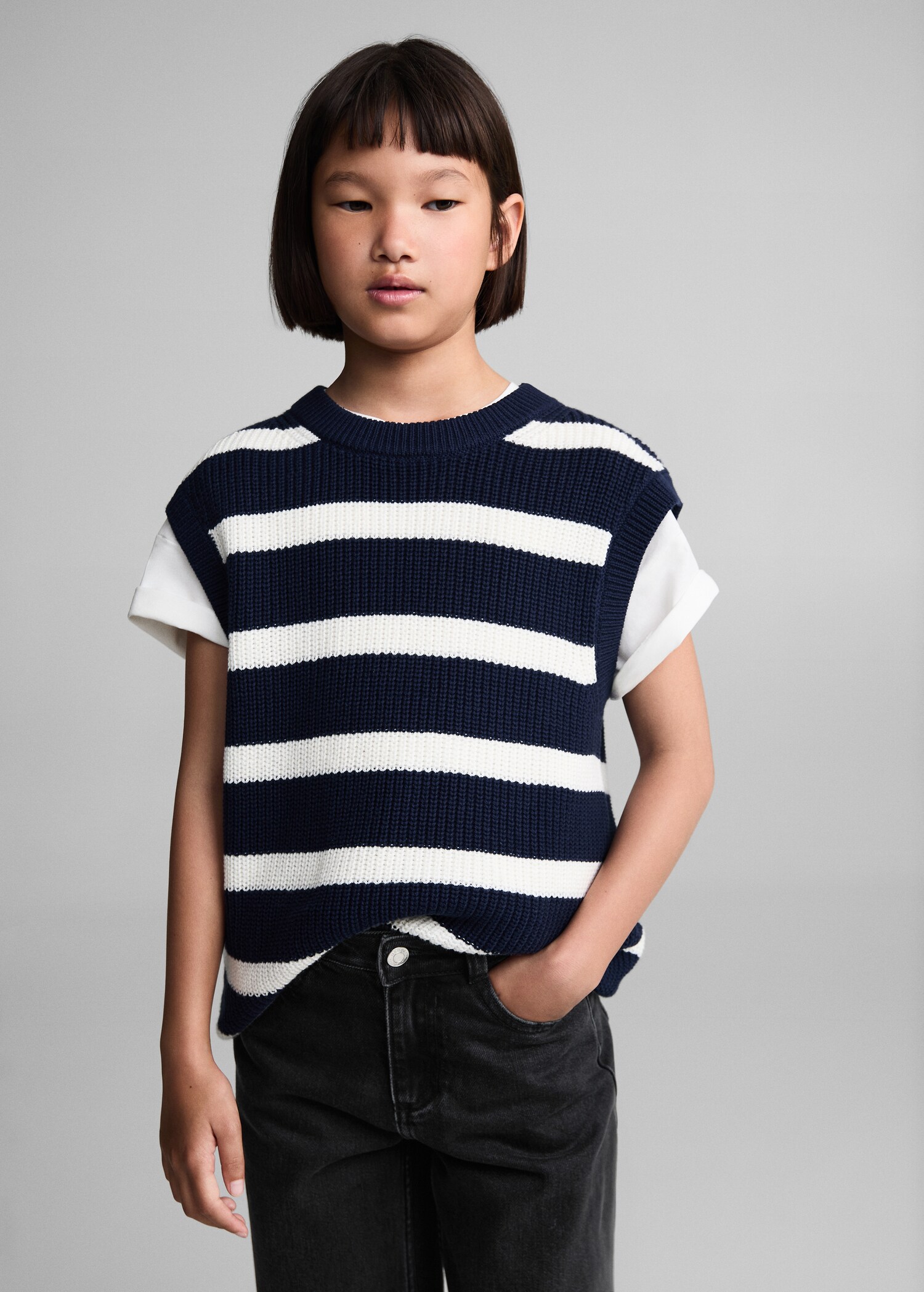 Jeans wideleg bajo deshilachado - Plano medio