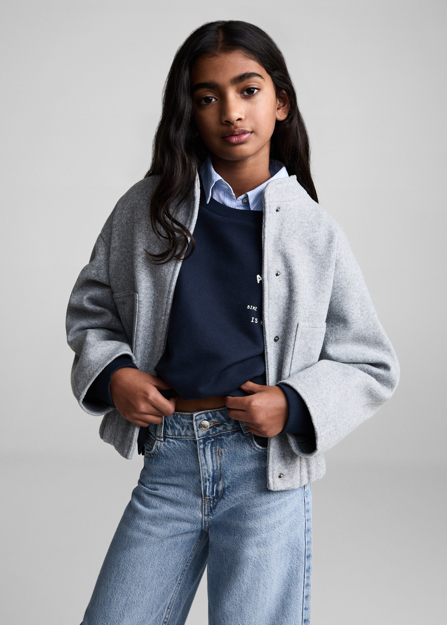 Jeans wideleg bajo deshilachado - Plano medio