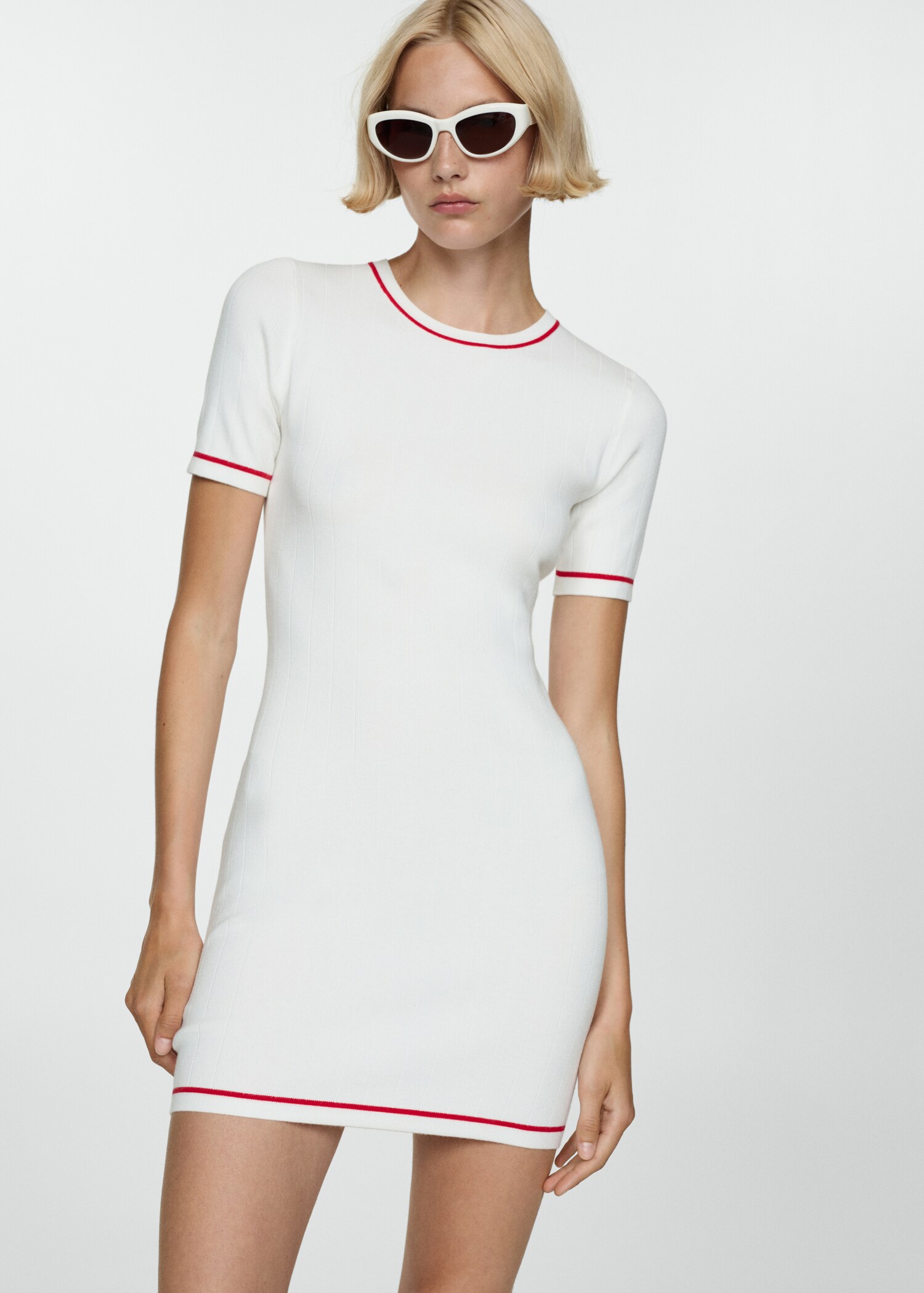 Short dress with contrasting trim - Medium plane