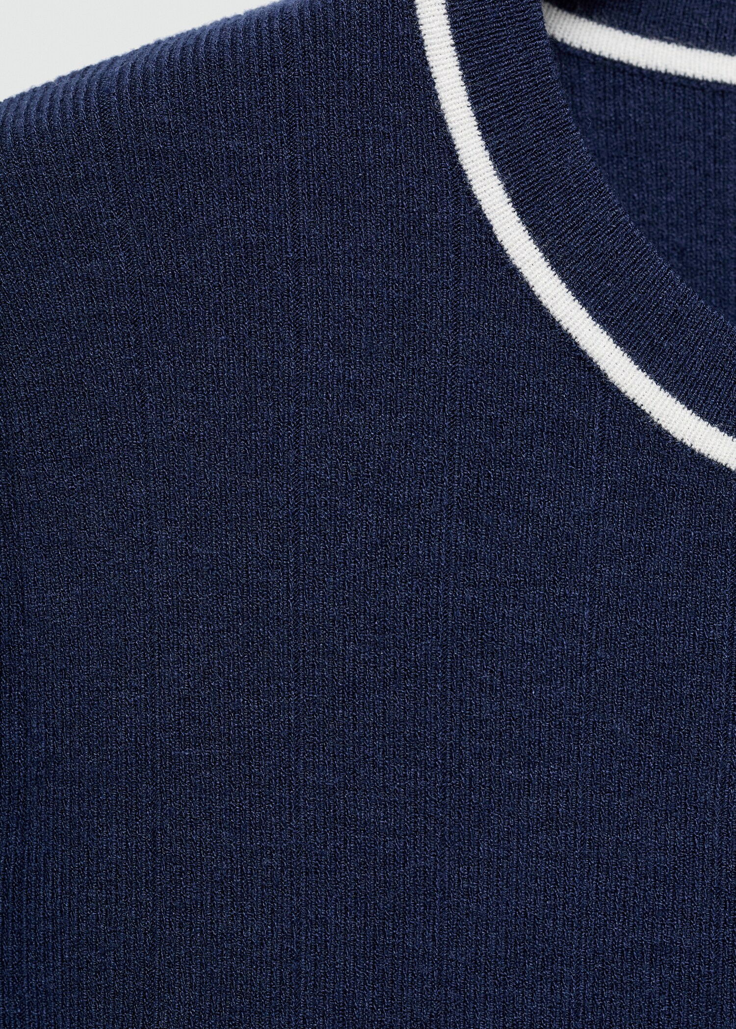 Vestito corto bordi a contrasto - Dettaglio dell'articolo 8