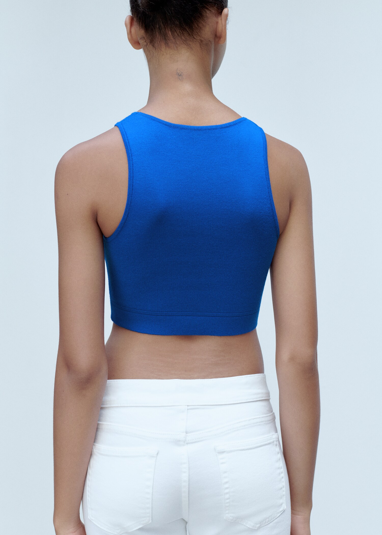 Knitted cropped top - Reverse of the article