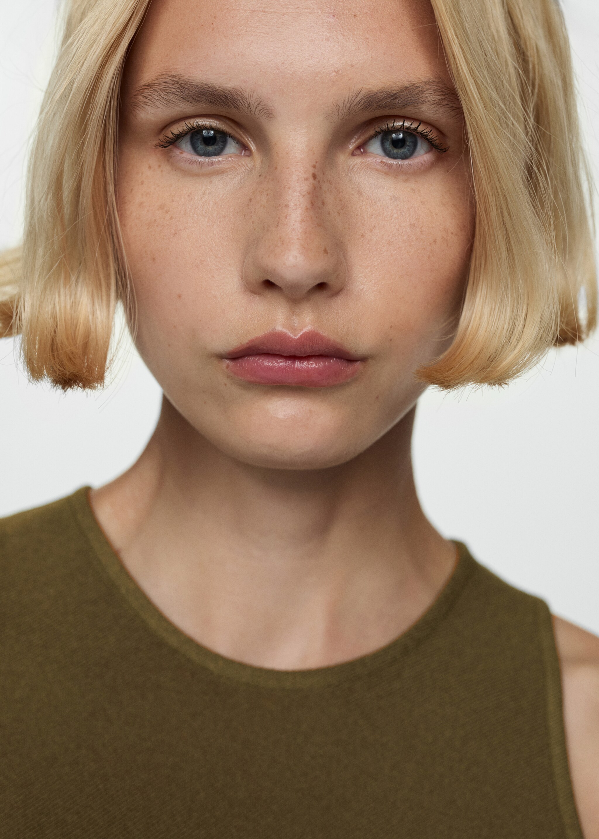 Bow knitted dress - Details of the article 1