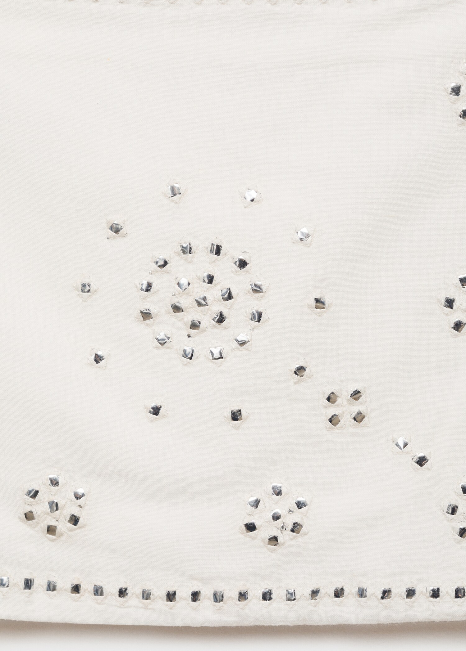 Mini skirt rhinestone bow - Details of the article 8