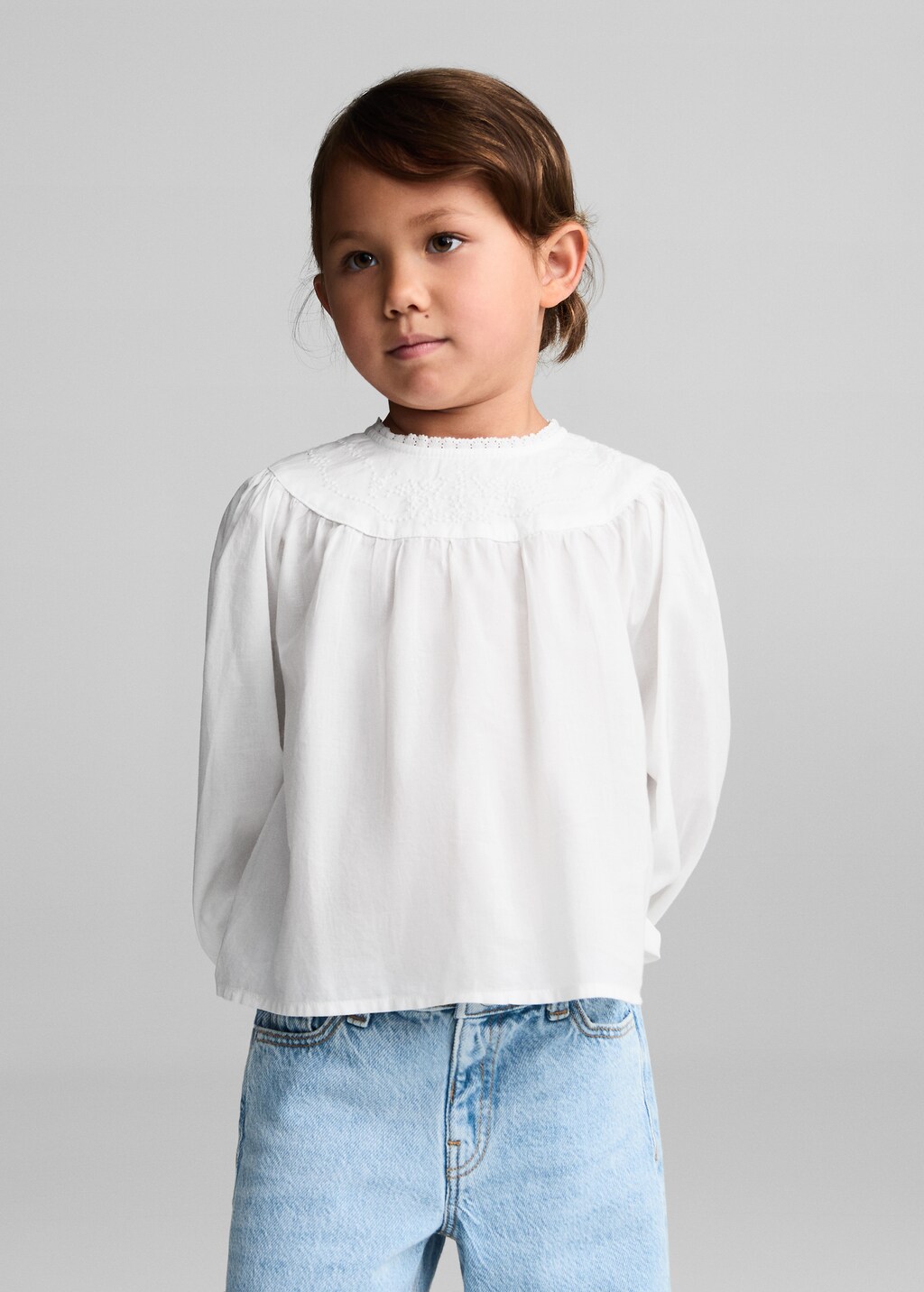 売れ筋商品|||ゲス カットソー トップス レディース Women's Cotton Boots Bling Baby Crewneck Tee Pure White Jasmine Crewneck Sweater Top | GUESS